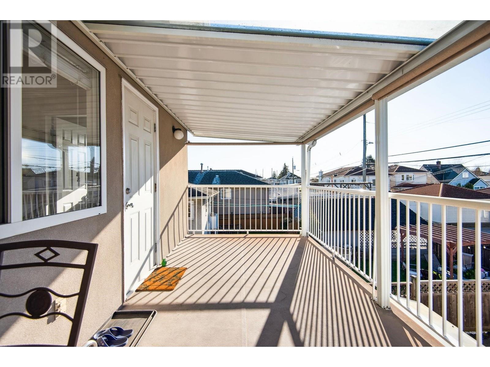 Listing Picture 35 of 40 : 6925 MAIN STREET, Vancouver / 溫哥華 - 魯藝地產 Yvonne Lu Group - MLS Medallion Club Member