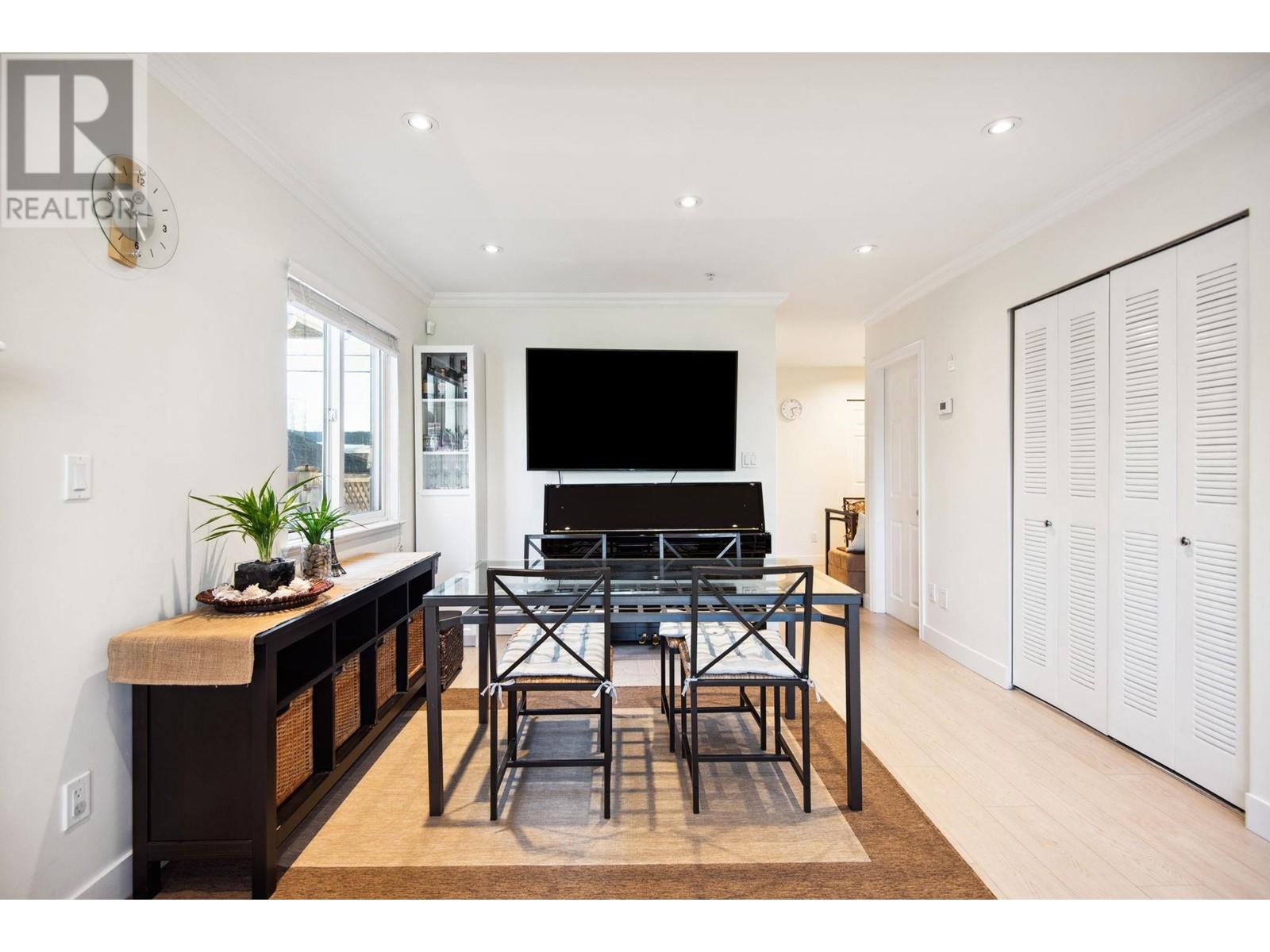 Listing Picture 8 of 40 : 6925 MAIN STREET, Vancouver / 溫哥華 - 魯藝地產 Yvonne Lu Group - MLS Medallion Club Member