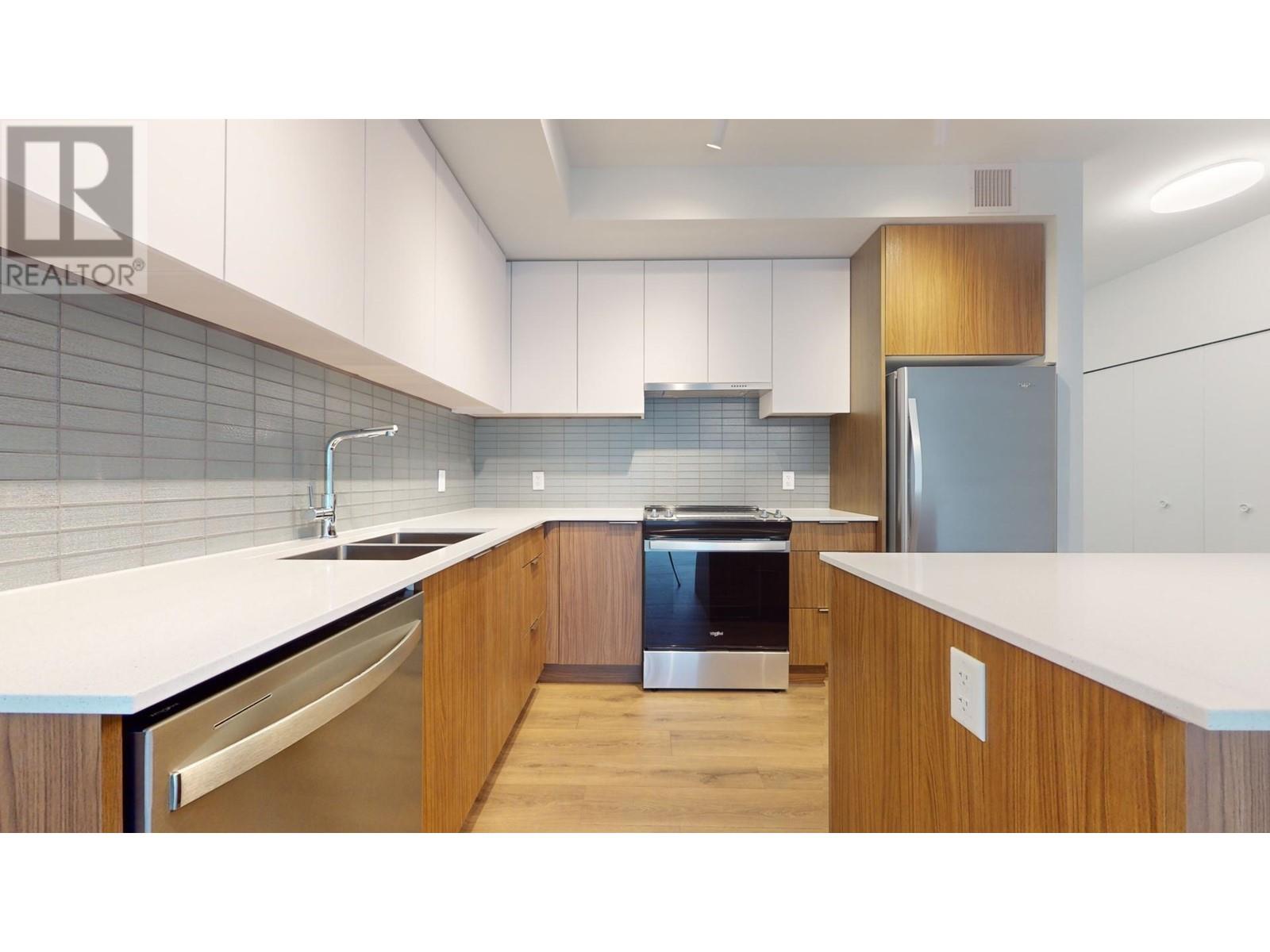 Property at 407 1365 VICTORIA STREET image 3