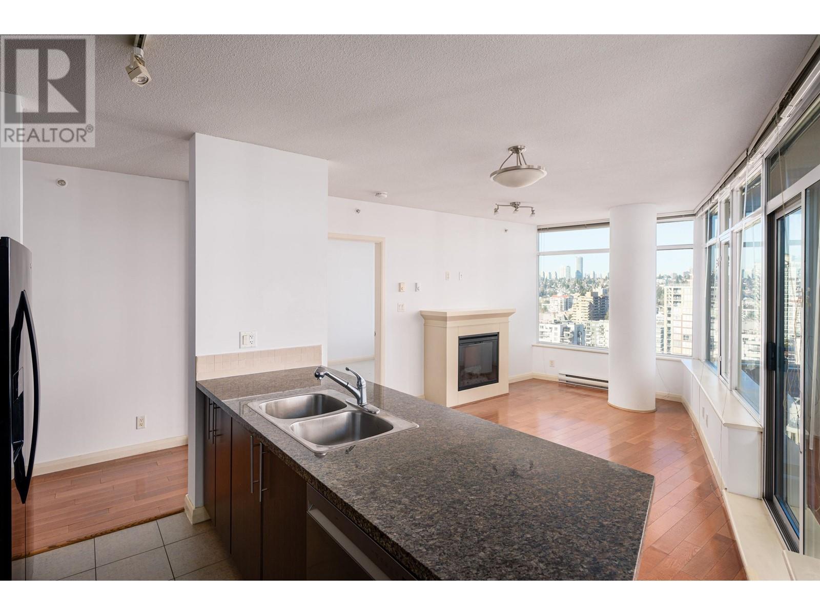 2706 898 Carnarvon Street, New Westminster, British Columbia  V3M 0C3 - Photo 4 - R2963085