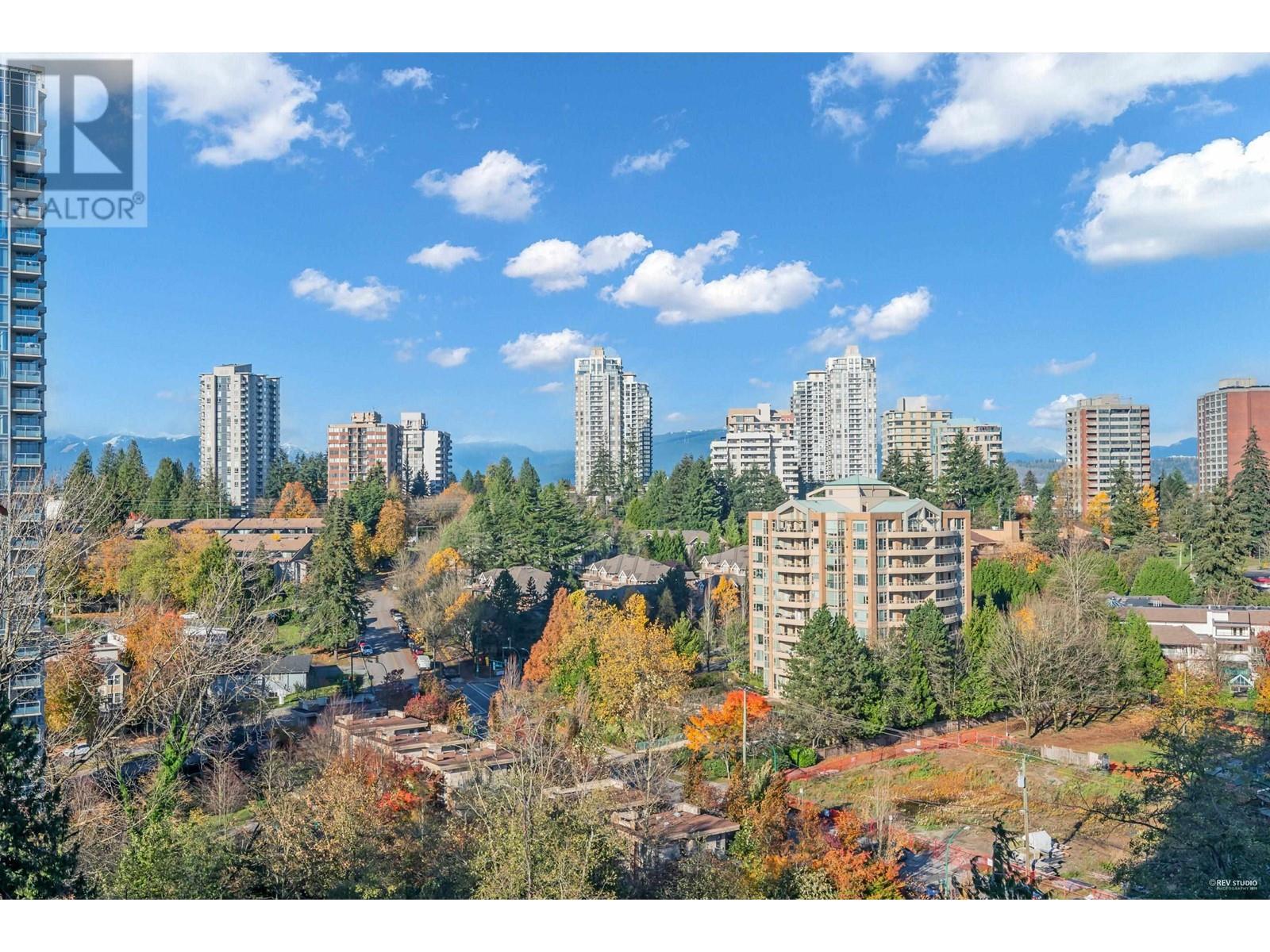 Listing Picture 25 of 33 : 1605 7088 18TH AVENUE, Burnaby / 本拿比 - 魯藝地產 Yvonne Lu Group - MLS Medallion Club Member