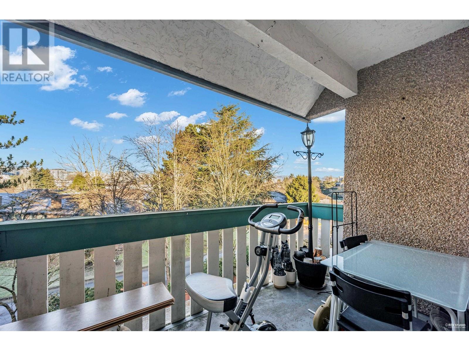 Listing Picture 15 of 21 : 318 8540 CITATION DRIVE, Richmond / 烈治文 - 魯藝地產 Yvonne Lu Group - MLS Medallion Club Member