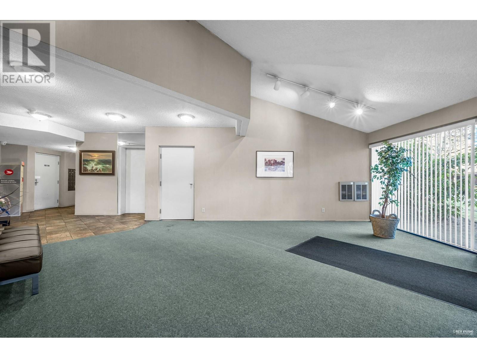 Listing Picture 19 of 21 : 318 8540 CITATION DRIVE, Richmond / 烈治文 - 魯藝地產 Yvonne Lu Group - MLS Medallion Club Member