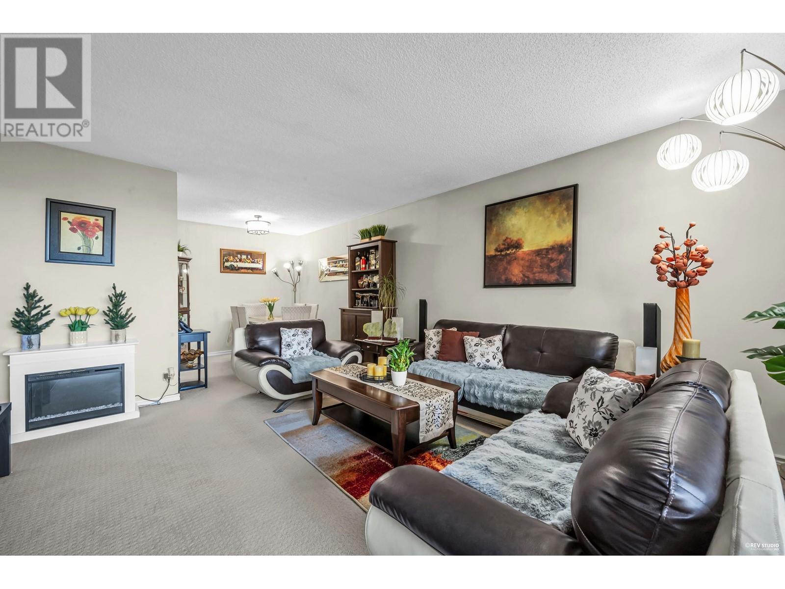 Listing Picture 5 of 21 : 318 8540 CITATION DRIVE, Richmond / 烈治文 - 魯藝地產 Yvonne Lu Group - MLS Medallion Club Member