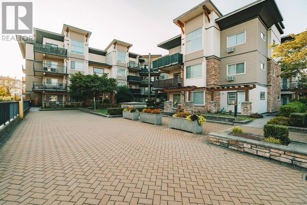 316 11935 Burnett Street, Maple Ridge, British Columbia  V2X 9A9 - Photo 1 - R2963125