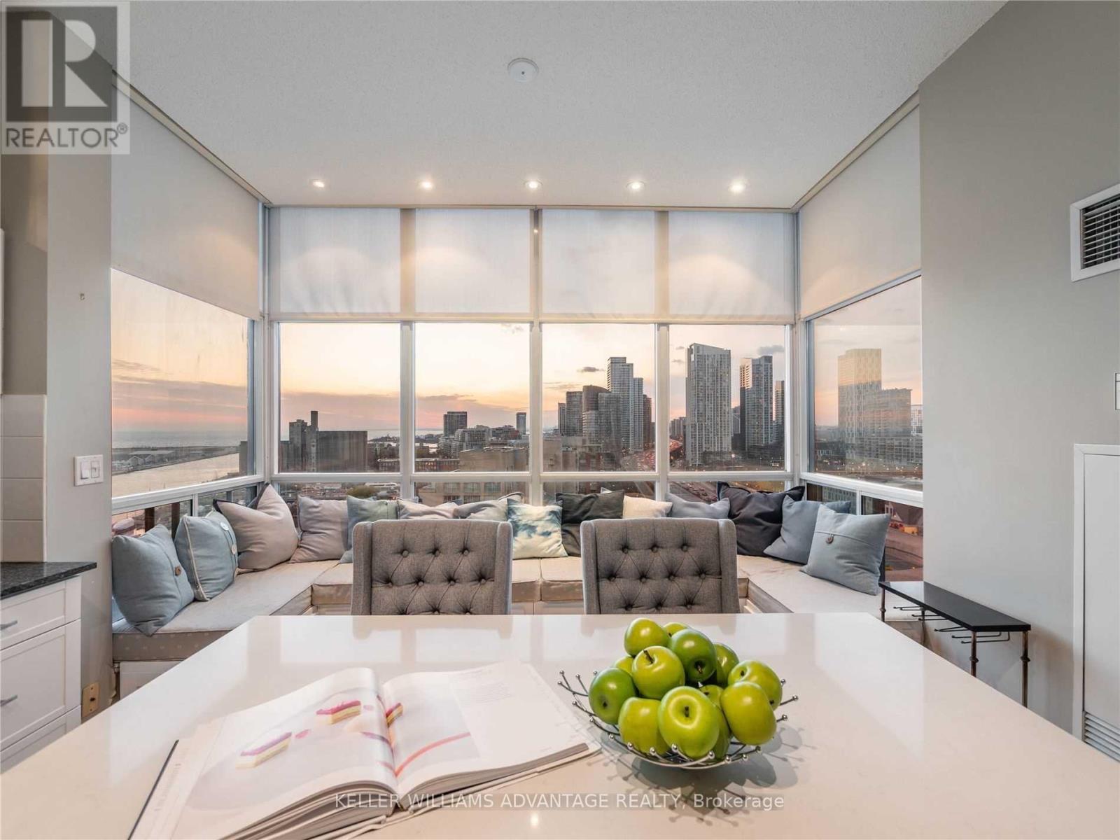Uph3 - 410 Queens Quay W, Toronto, Ontario  M5V 3T1 - Photo 1 - C11954240