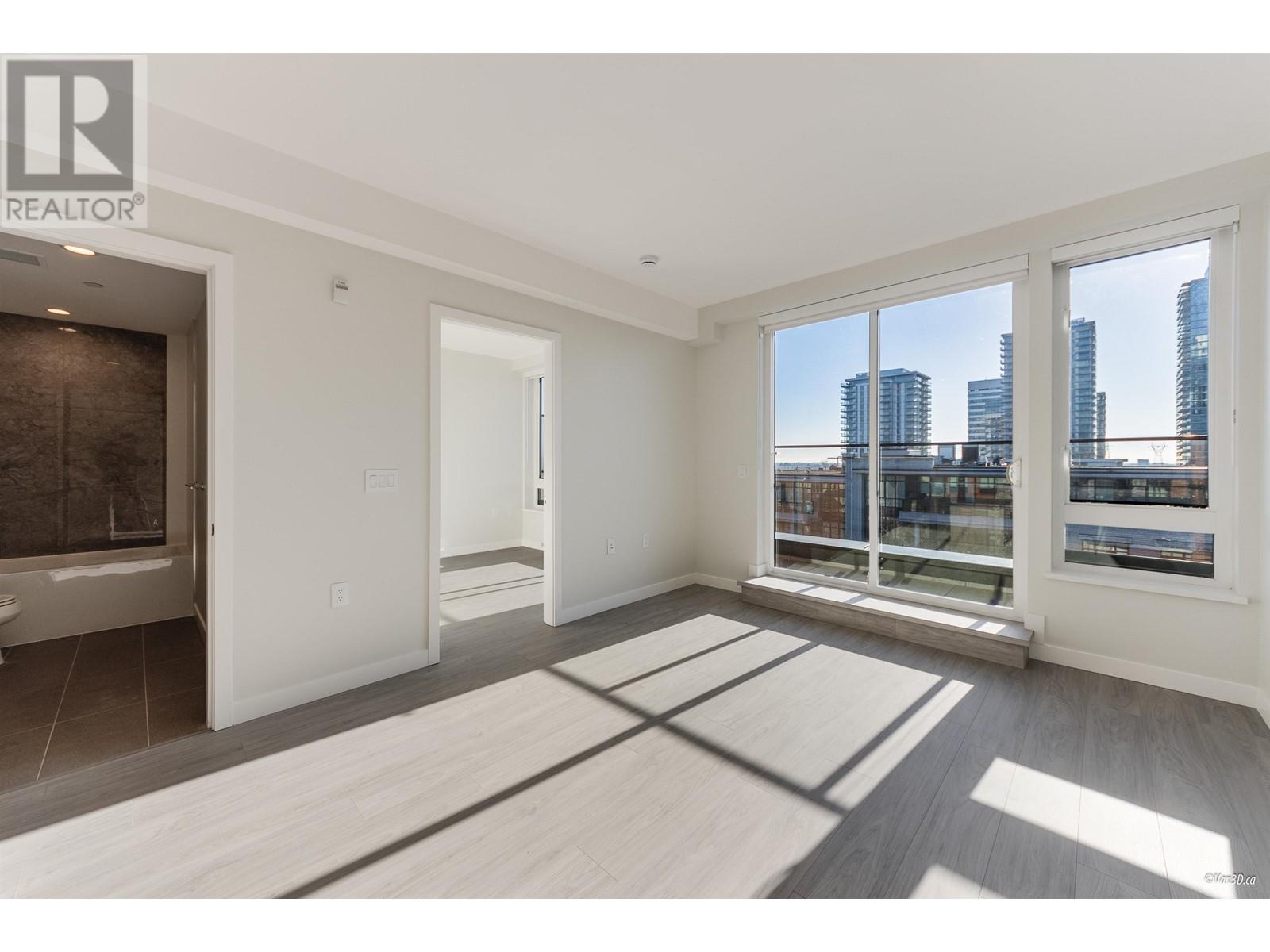 Listing Picture 9 of 26 : PH06 485 W 63RD AVENUE, Vancouver / 溫哥華 - 魯藝地產 Yvonne Lu Group - MLS Medallion Club Member