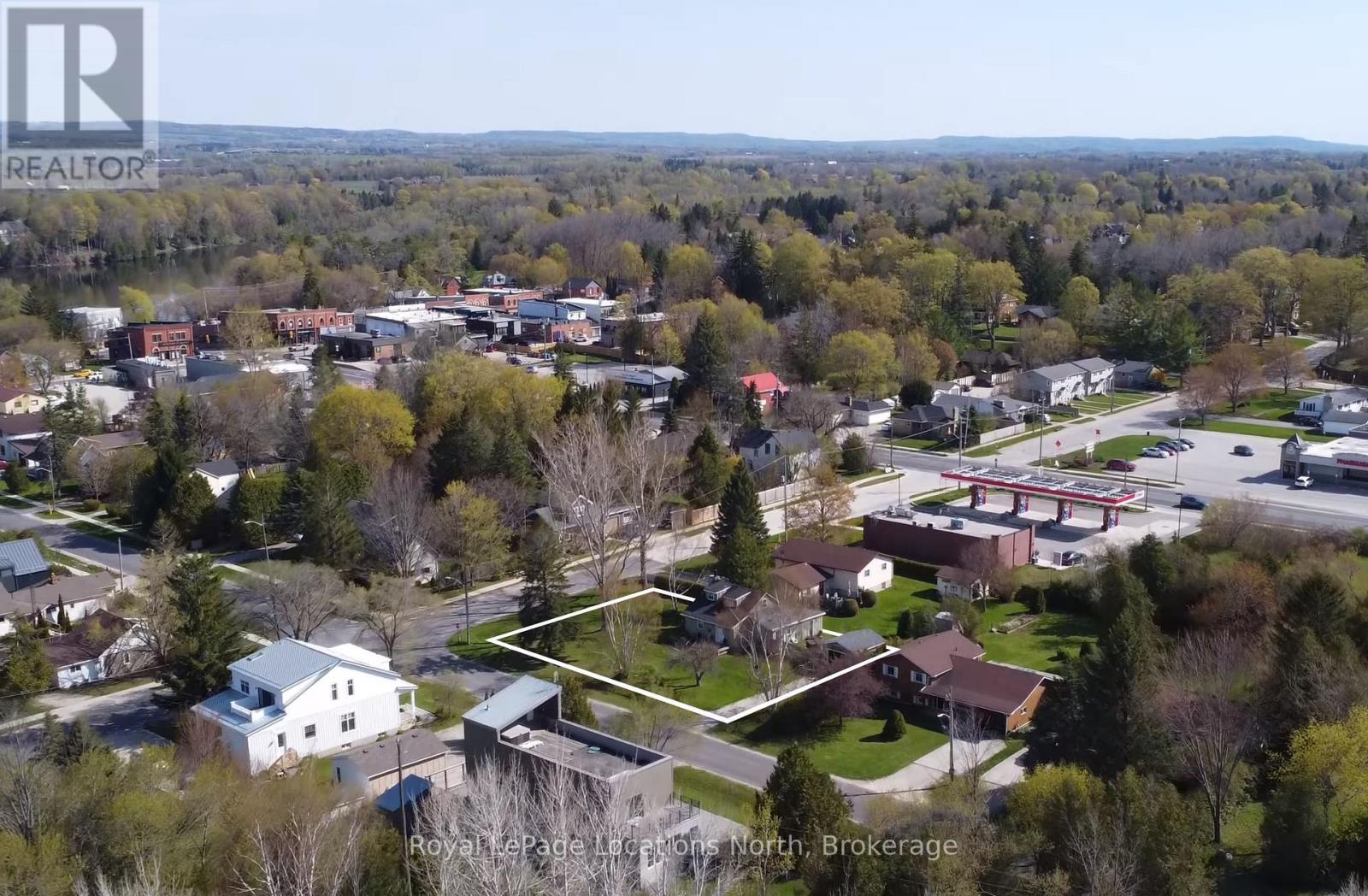 43 King Street W, Blue Mountains, Ontario  N0H 2P0 - Photo 1 - X11954280