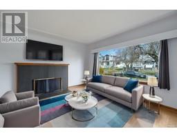 122 W 47TH AVENUE, Vancouver, British Columbia