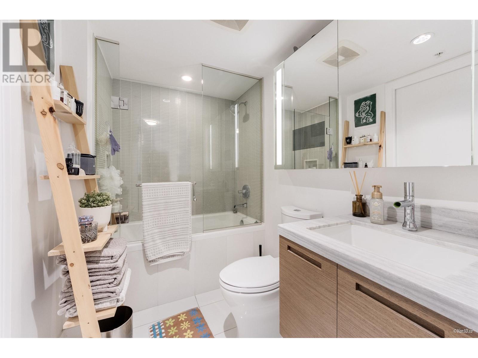 2008 777 Richards Street, Vancouver, British Columbia  V6B 0M6 - Photo 13 - R2963110