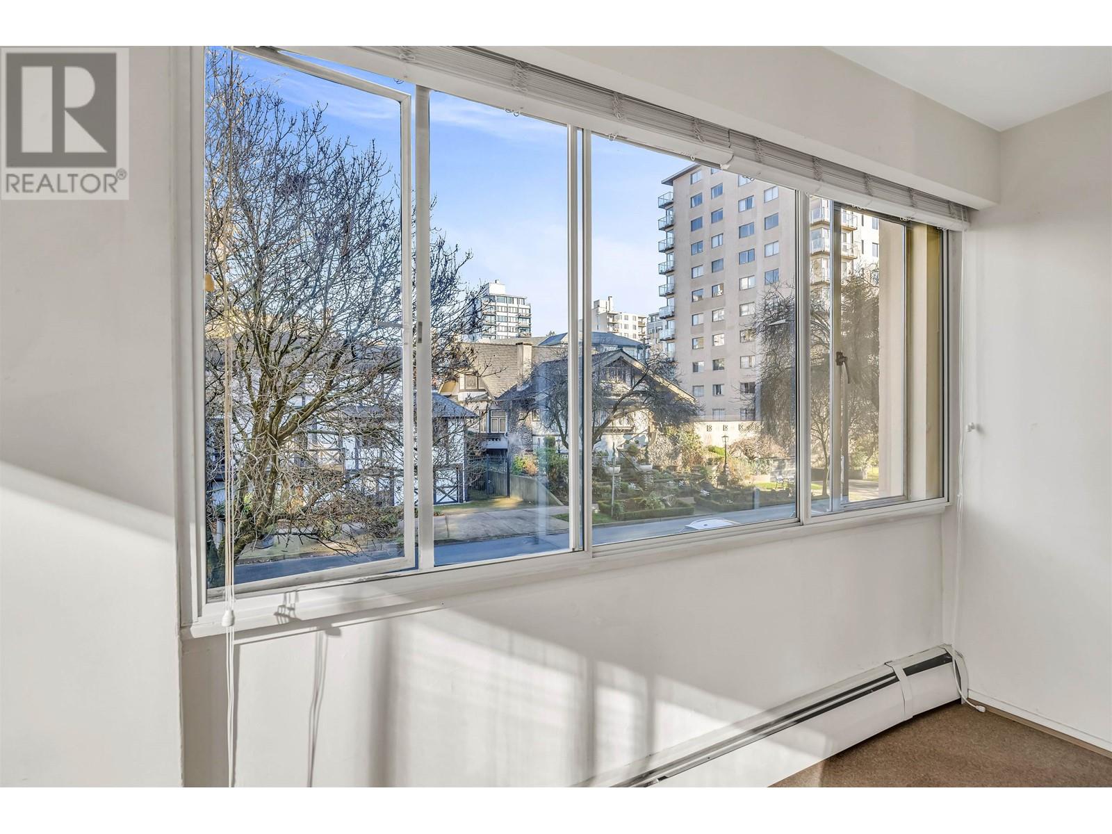 Listing Picture 15 of 21 : 205 1050 CHILCO STREET, Vancouver / 溫哥華 - 魯藝地產 Yvonne Lu Group - MLS Medallion Club Member