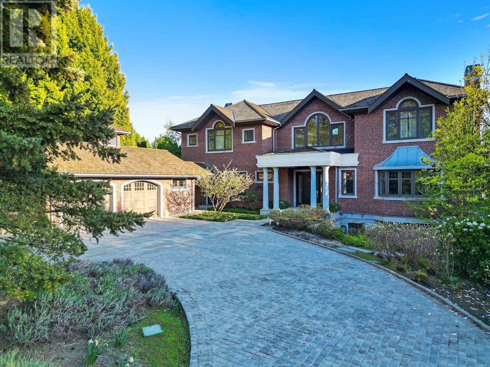 8112 Government Road, Burnaby, British Columbia  V5A 2E2 - Photo 8 - R2963133