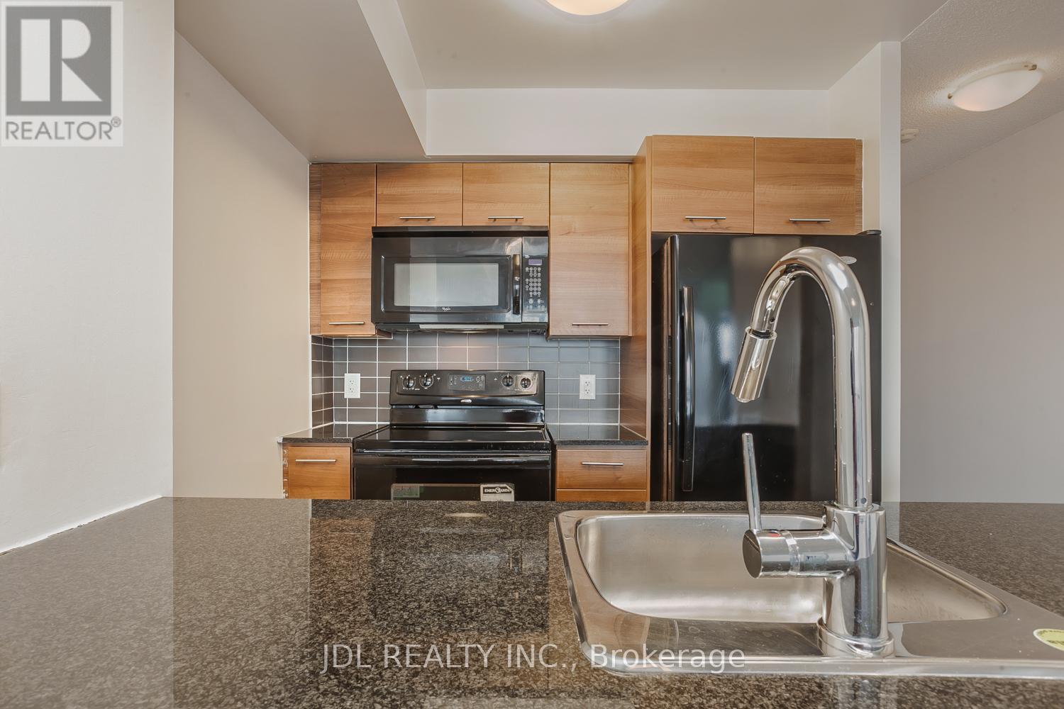 3211 - 125 Village Green Square, Toronto, Ontario  M1S 0G3 - Photo 6 - E11954310