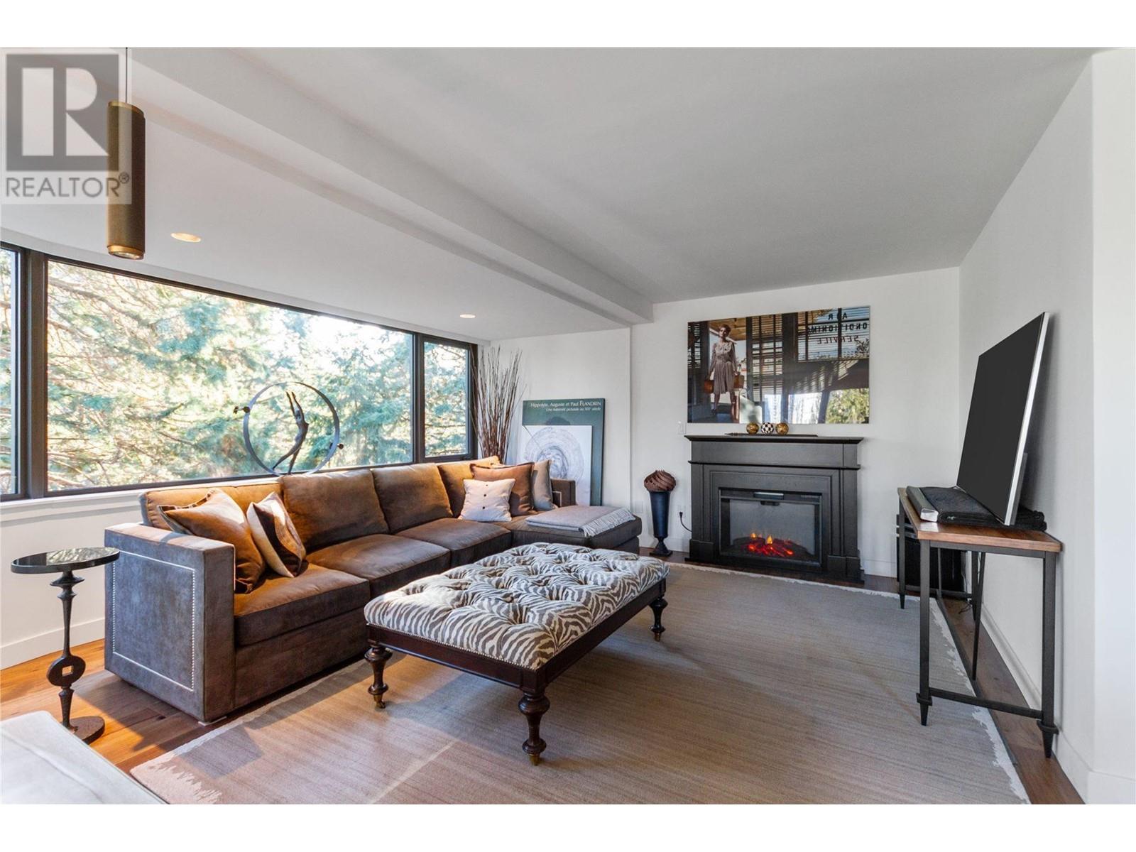 67 1425 LAMEY'S MILL ROAD