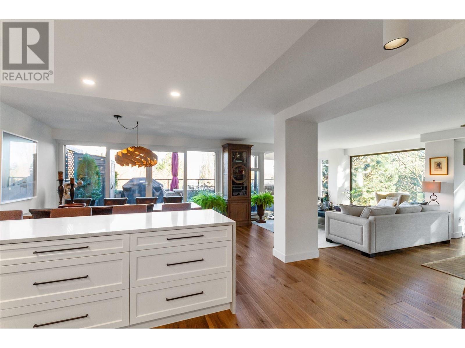 67 1425 LAMEY'S MILL ROAD