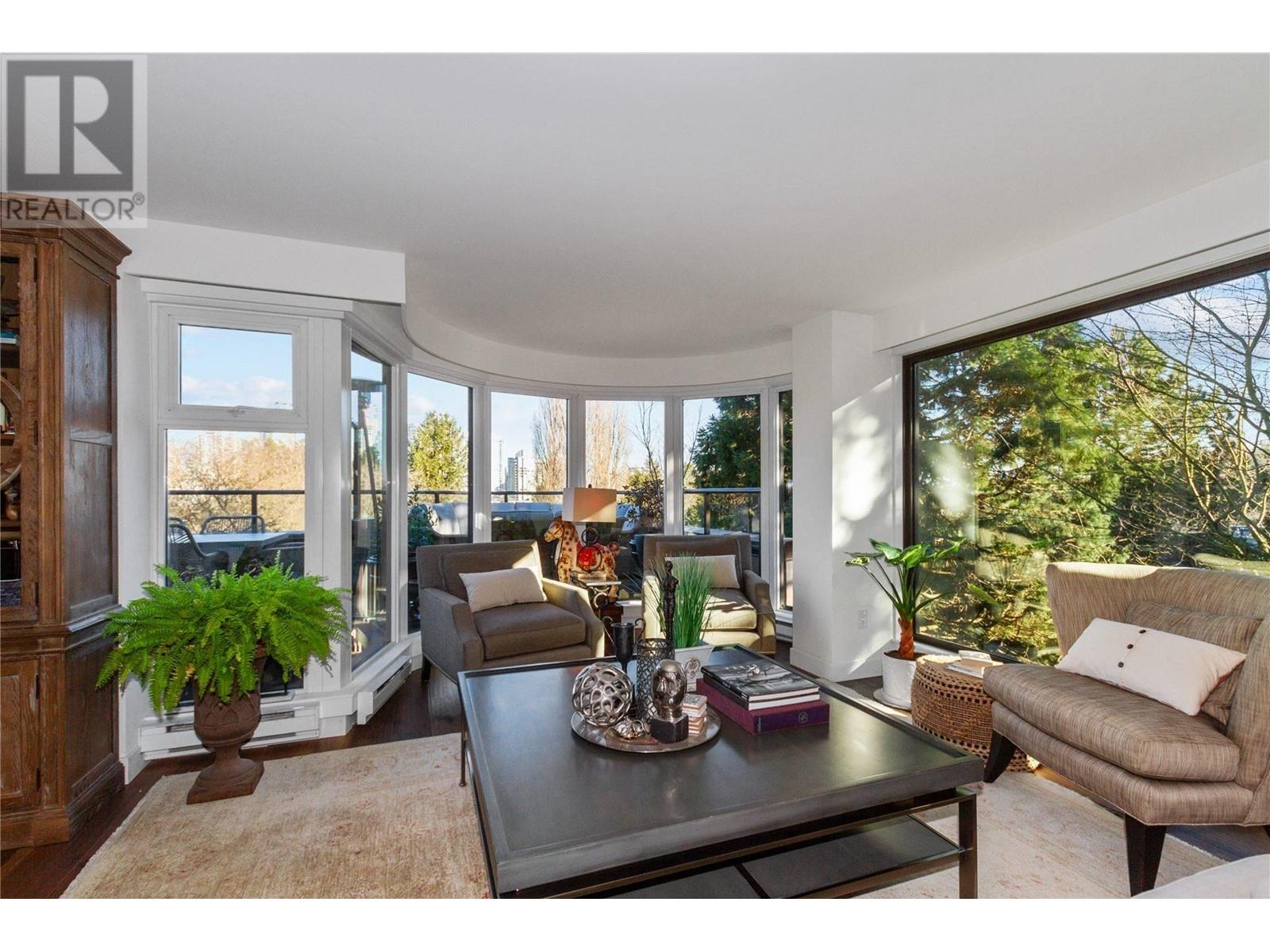 67 1425 LAMEY'S MILL ROAD