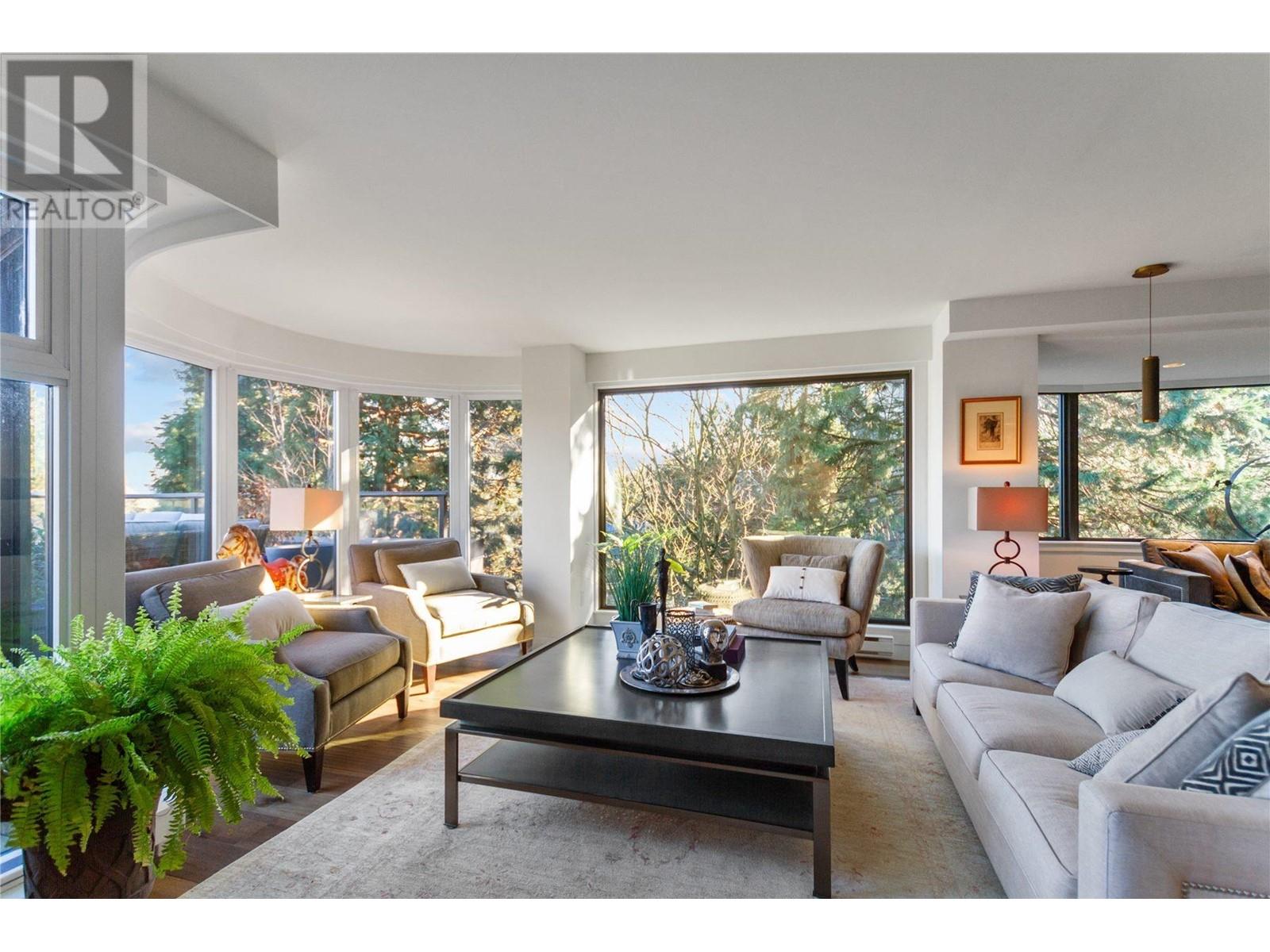 67 1425 LAMEY'S MILL ROAD