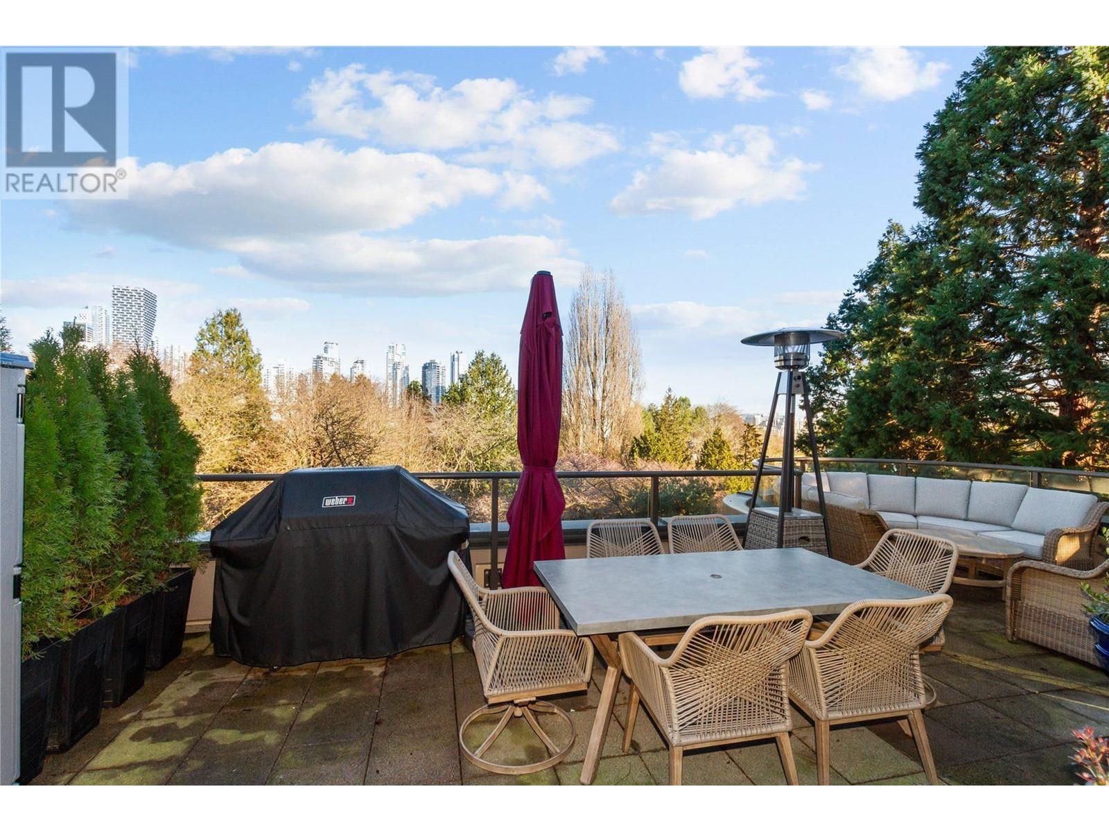 67 1425 LAMEY'S MILL ROAD