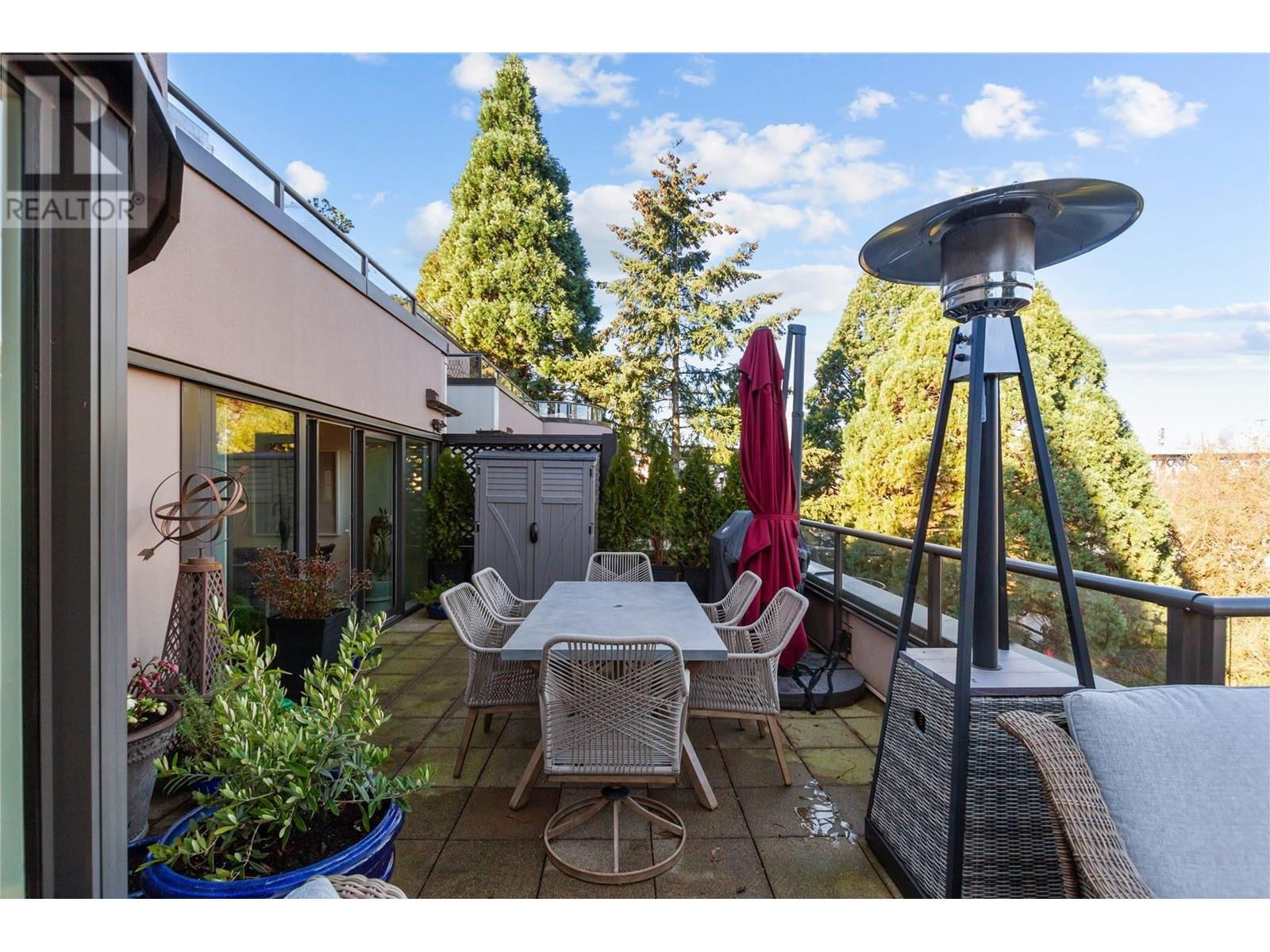 67 1425 LAMEY'S MILL ROAD