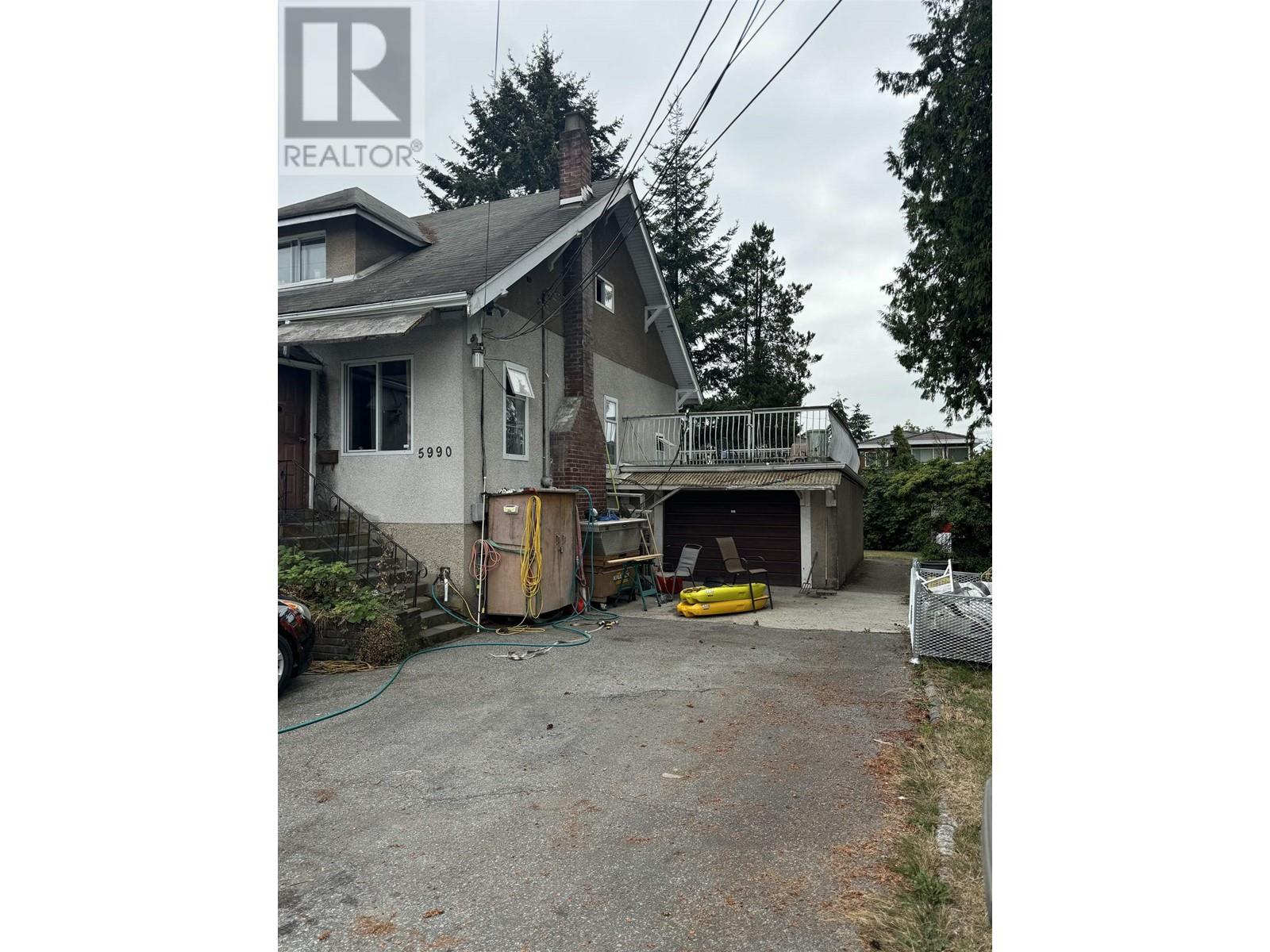 5990 Irmin Street, Burnaby, British Columbia  V5J 1Z1 - Photo 2 - R2960254