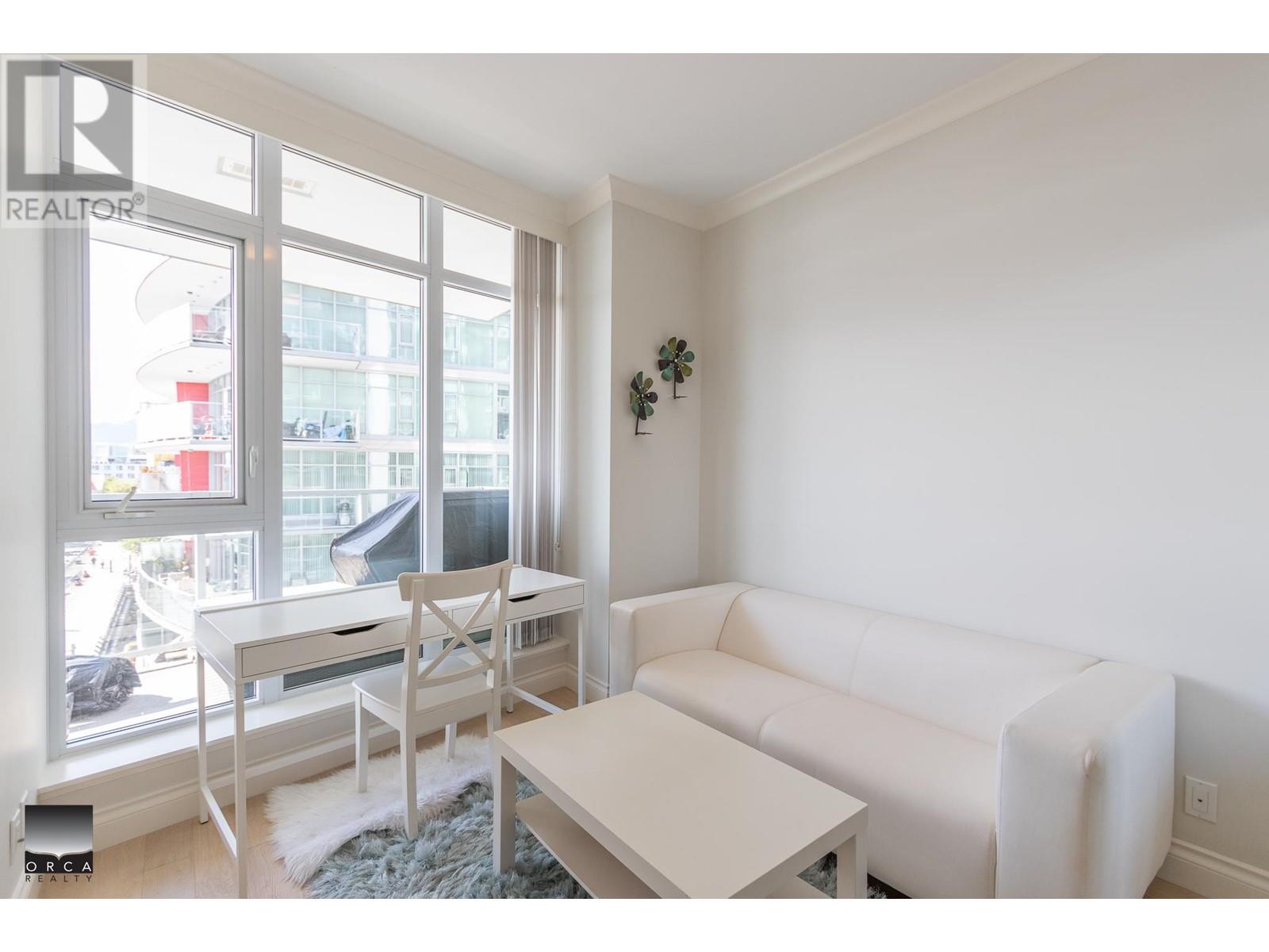 401 199 Victory Ship Way, North Vancouver, British Columbia  V7L 0B5 - Photo 8 - R2962845