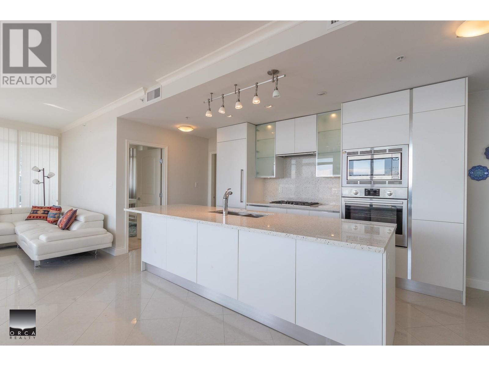 401 199 Victory Ship Way, North Vancouver, British Columbia  V7L 0B5 - Photo 4 - R2962845