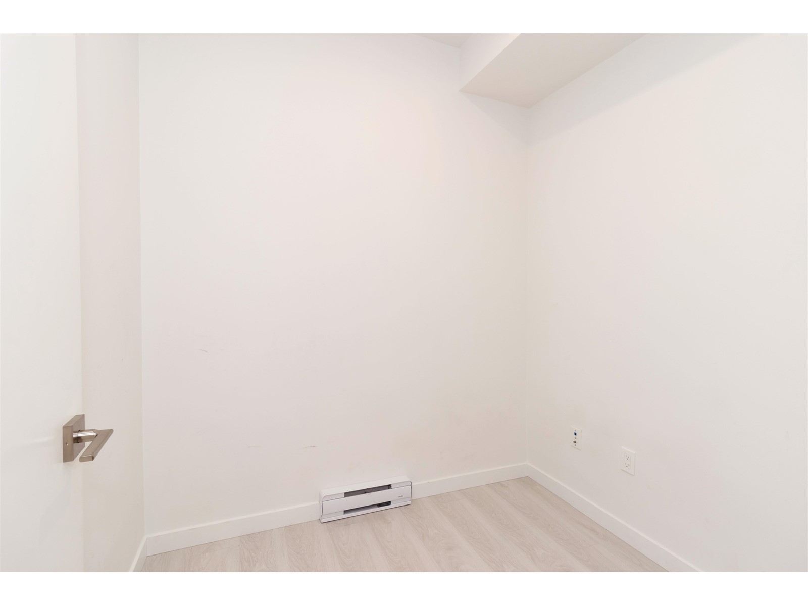 201 13838 108 Ave Avenue, Surrey, British Columbia  V3T 0T8 - Photo 14 - R2954459