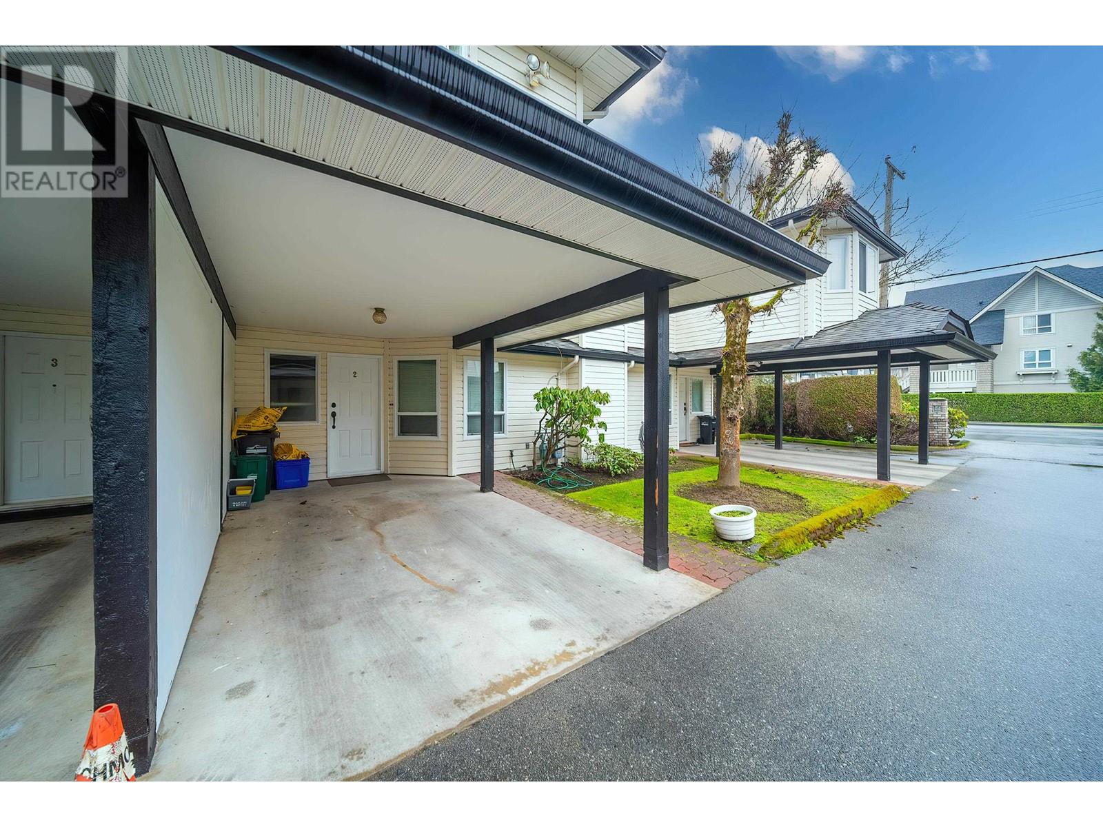 Property at 2 7191 GARDEN CITY ROAD image 4