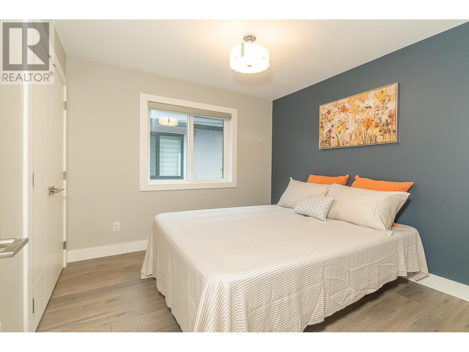 7948 12th Avenue, Burnaby, British Columbia  V3N 2K7 - Photo 27 - R2963182