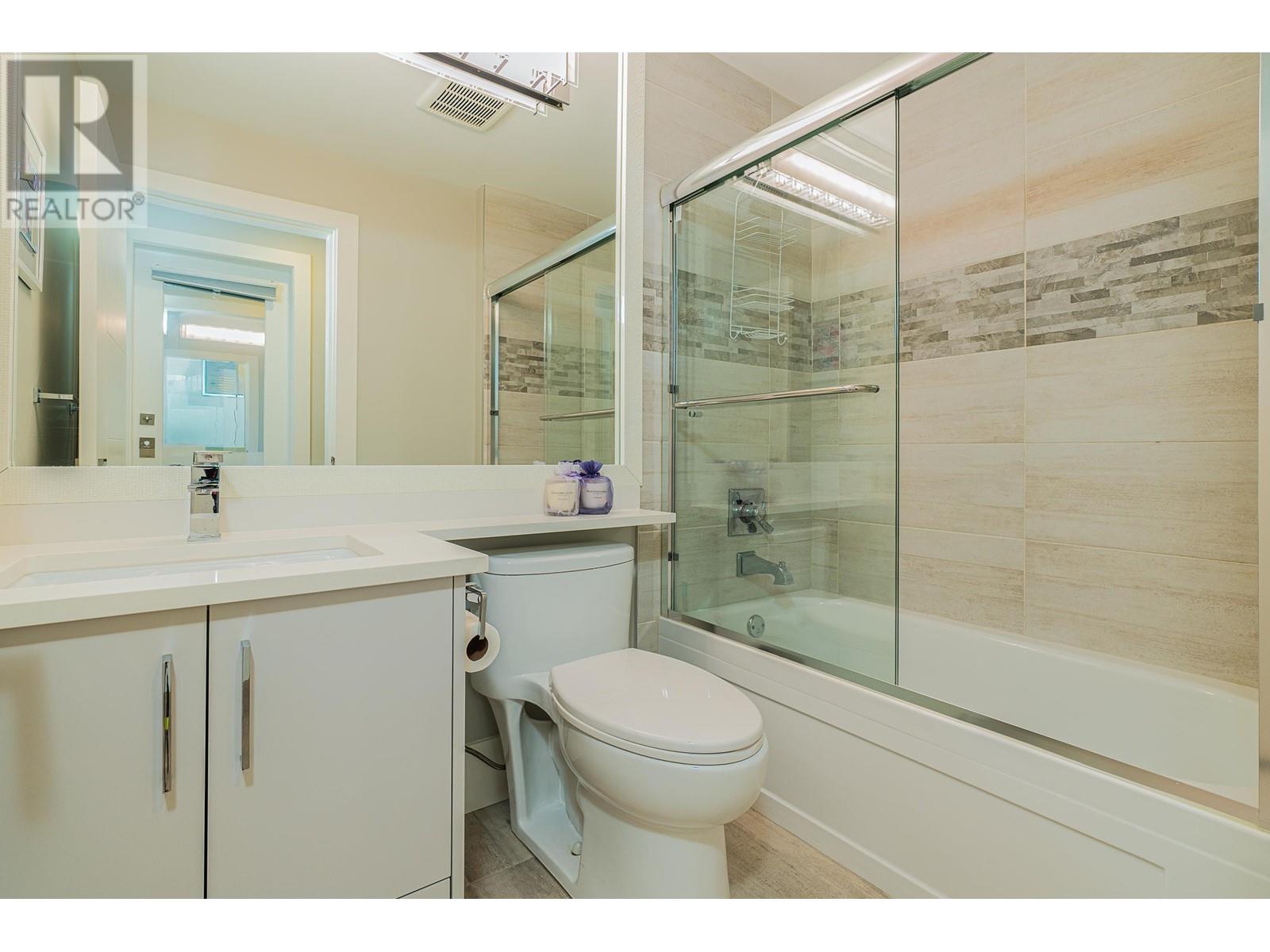 7948 12th Avenue, Burnaby, British Columbia  V3N 2K7 - Photo 29 - R2963182