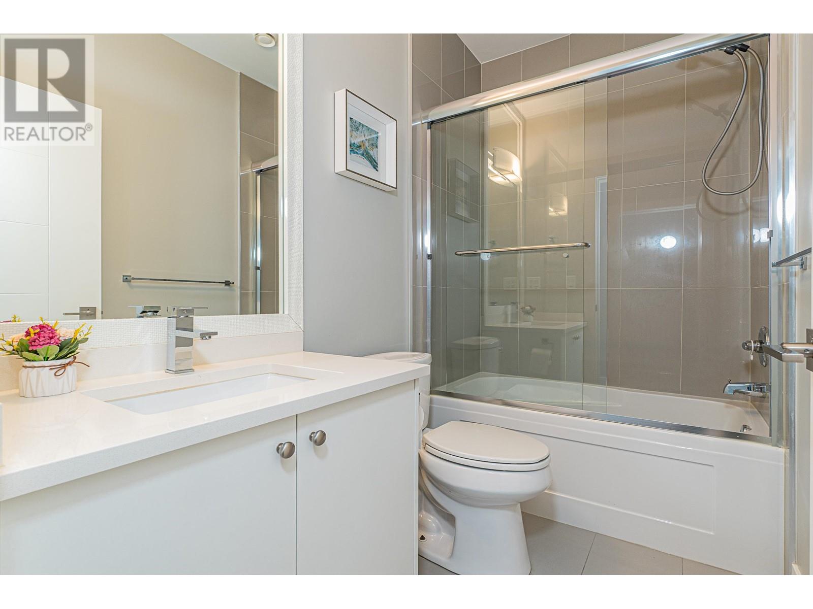 7948 12th Avenue, Burnaby, British Columbia  V3N 2K7 - Photo 33 - R2963182