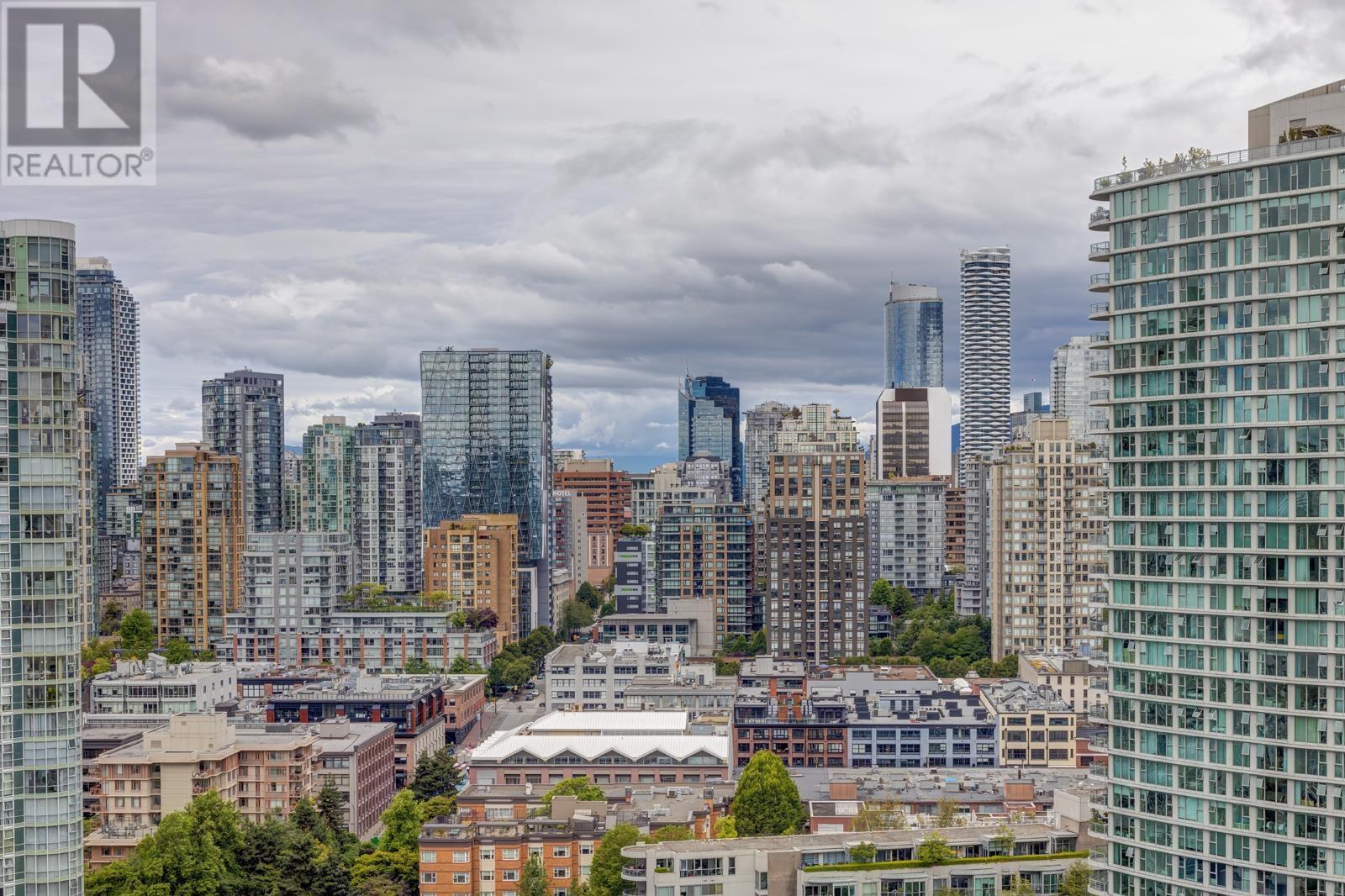 Listing Picture 16 of 22 : 2902 1033 MARINASIDE CRESCENT, Vancouver / 溫哥華 - 魯藝地產 Yvonne Lu Group - MLS Medallion Club Member