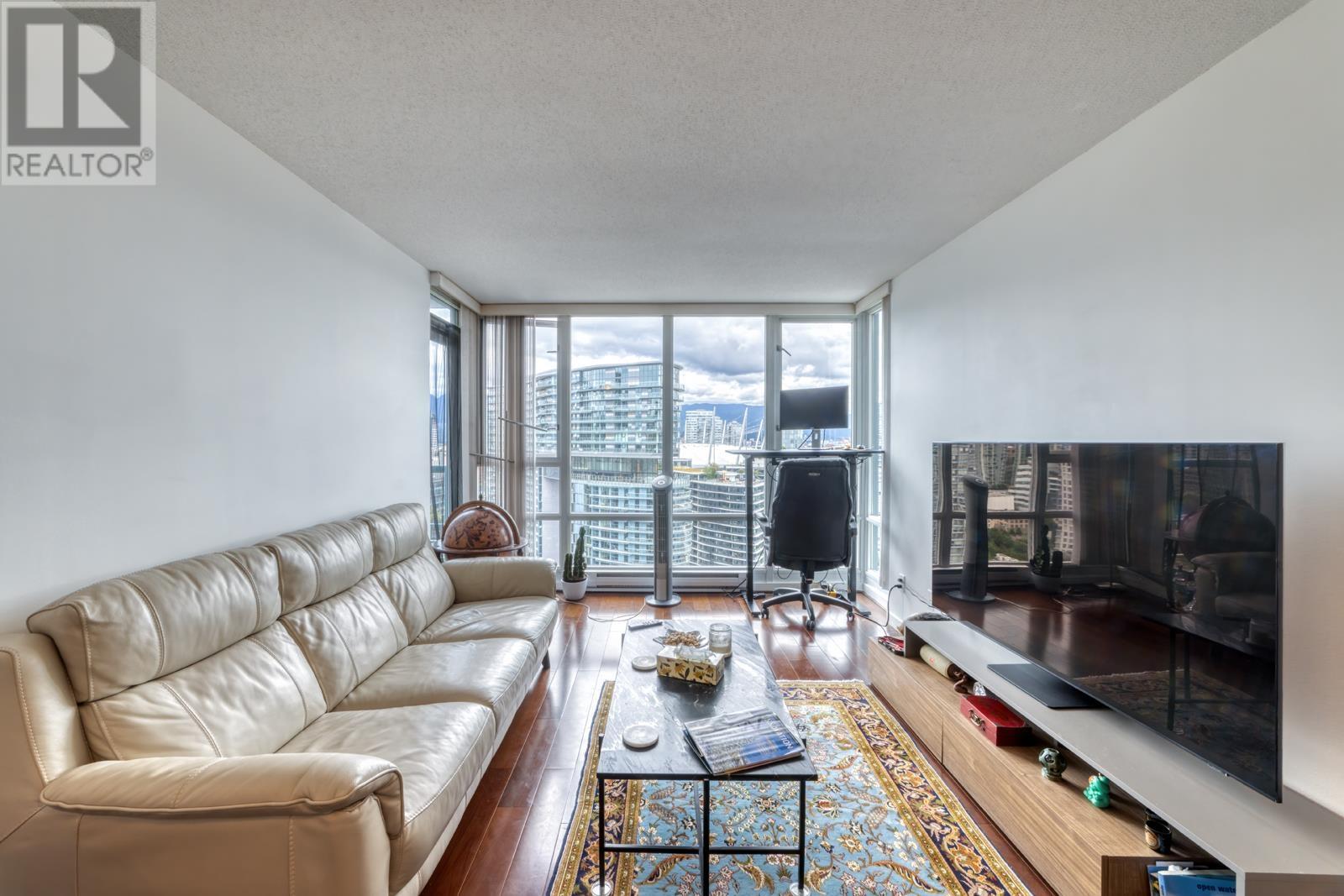 Listing Picture 3 of 22 : 2902 1033 MARINASIDE CRESCENT, Vancouver / 溫哥華 - 魯藝地產 Yvonne Lu Group - MLS Medallion Club Member