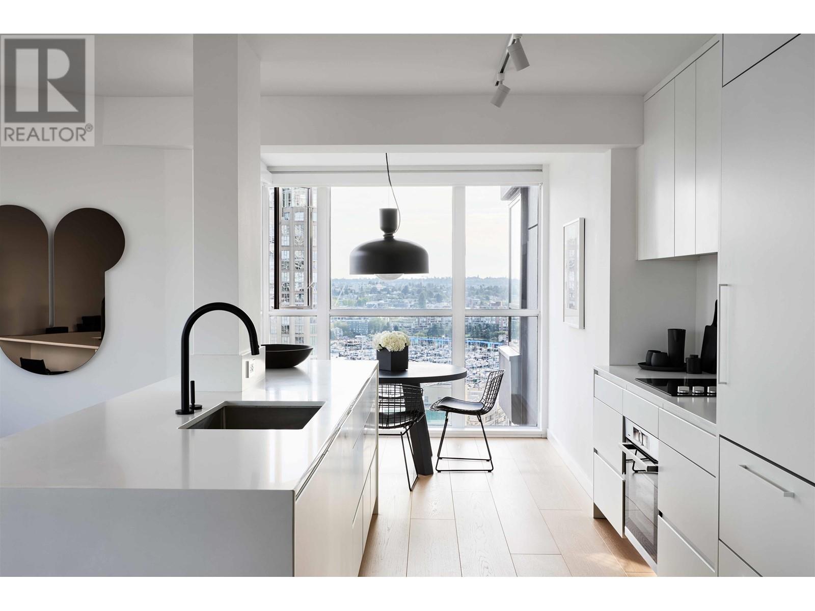 1601 1003 Pacific Street, Vancouver, British Columbia  V6E 4P2 - Photo 2 - R2963194
