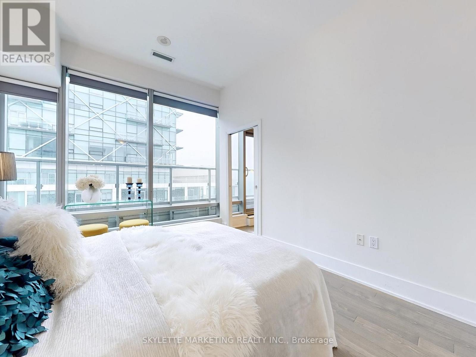 Property at 1113 - 39 QUEENS QUAY E image 5