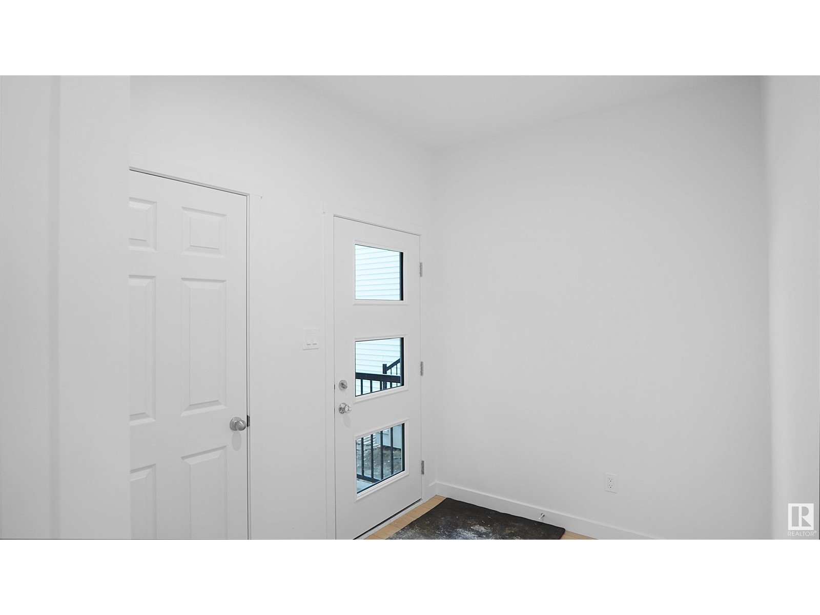 Property at 5123 Kinney WY SW image 3
