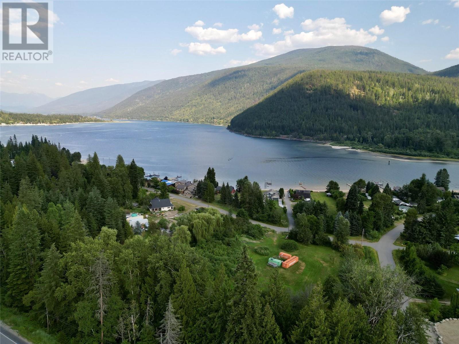 656 COLDWATER Road, nelson, British Columbia V1L6R2