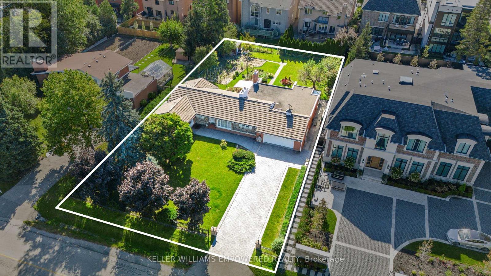 Property at 195 ARNOLD AVENUE image 2