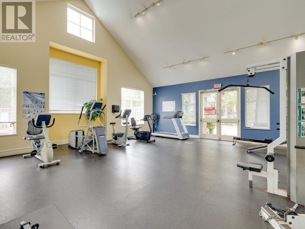 Listing Picture 29 of 33 : 74 6588 BARNARD DRIVE, Richmond / 烈治文 - 魯藝地產 Yvonne Lu Group - MLS Medallion Club Member