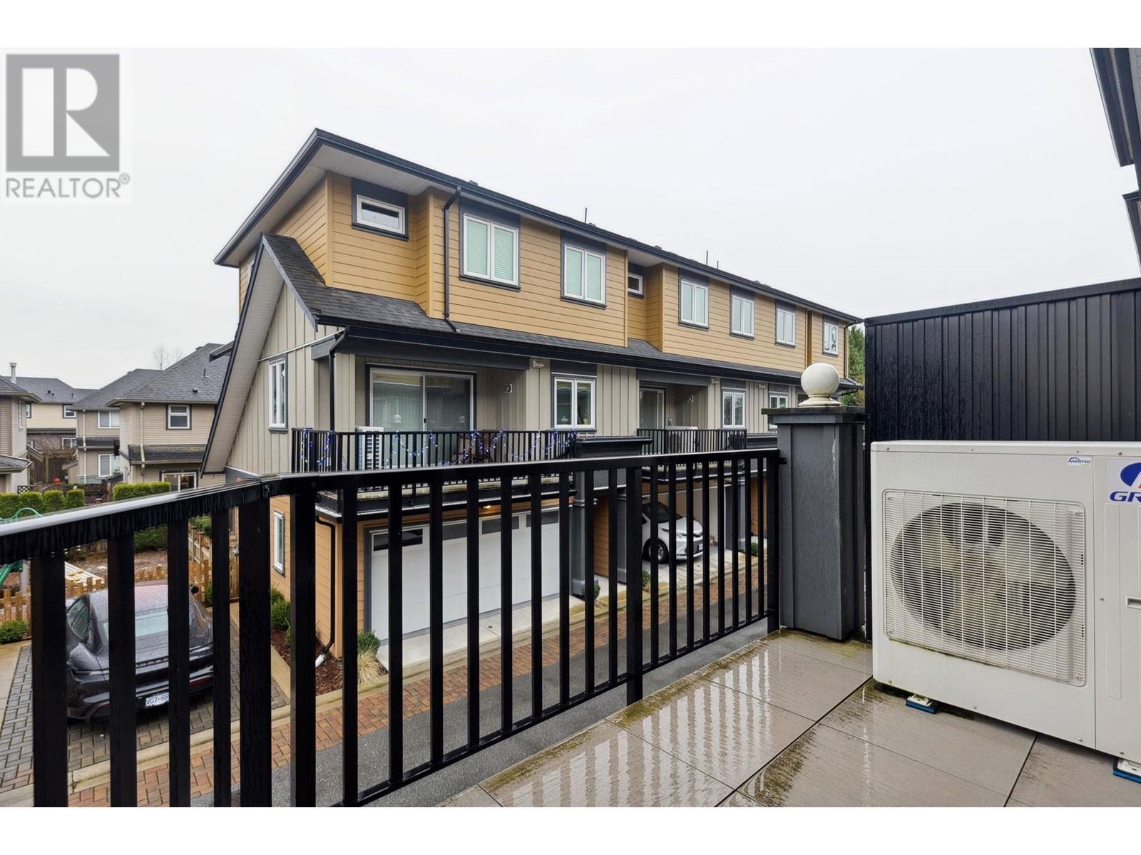 Listing Picture 22 of 27 : 1 9800 GRANVILLE AVENUE, Richmond / 烈治文 - 魯藝地產 Yvonne Lu Group - MLS Medallion Club Member