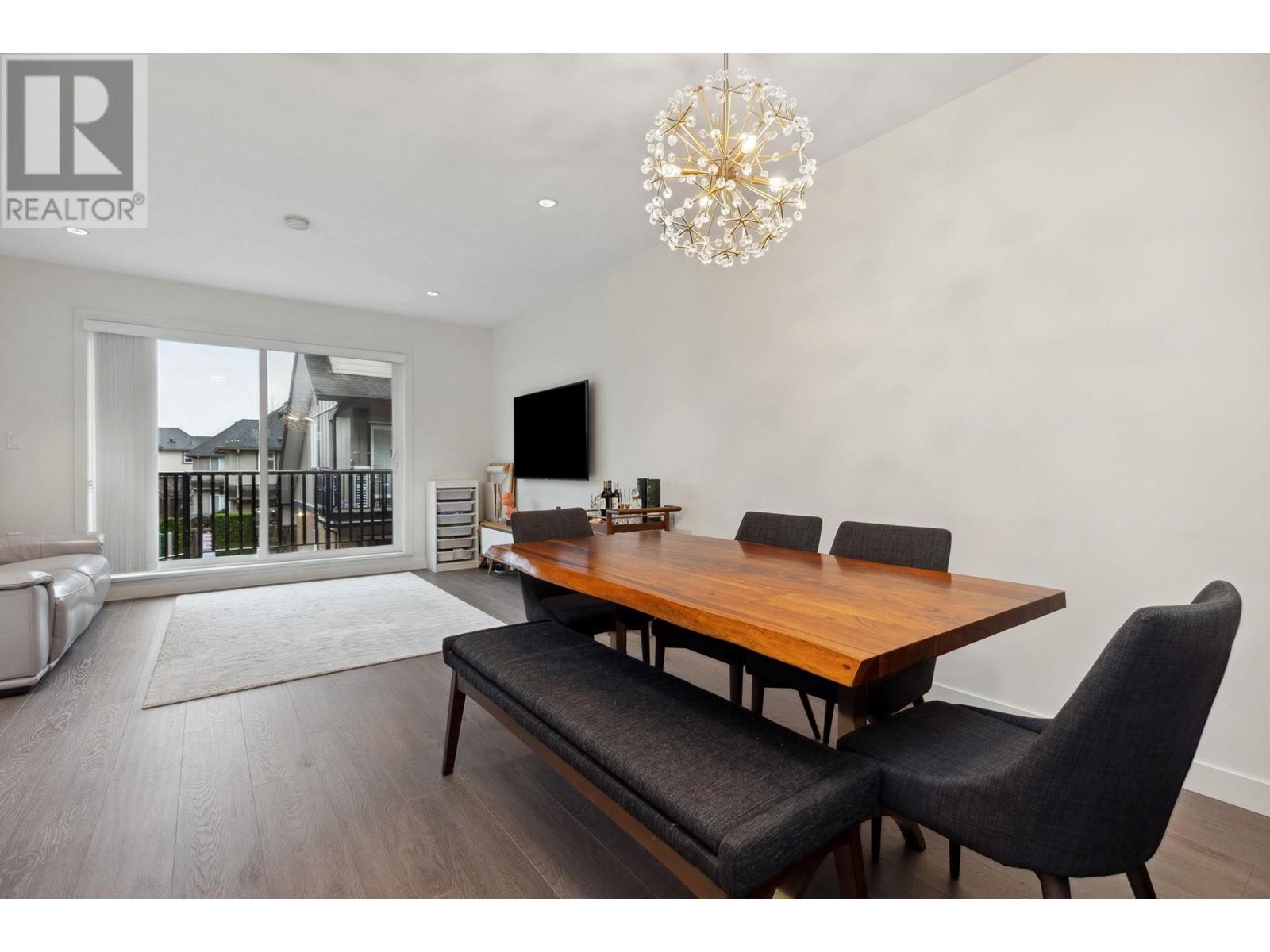 Listing Picture 6 of 27 : 1 9800 GRANVILLE AVENUE, Richmond / 烈治文 - 魯藝地產 Yvonne Lu Group - MLS Medallion Club Member