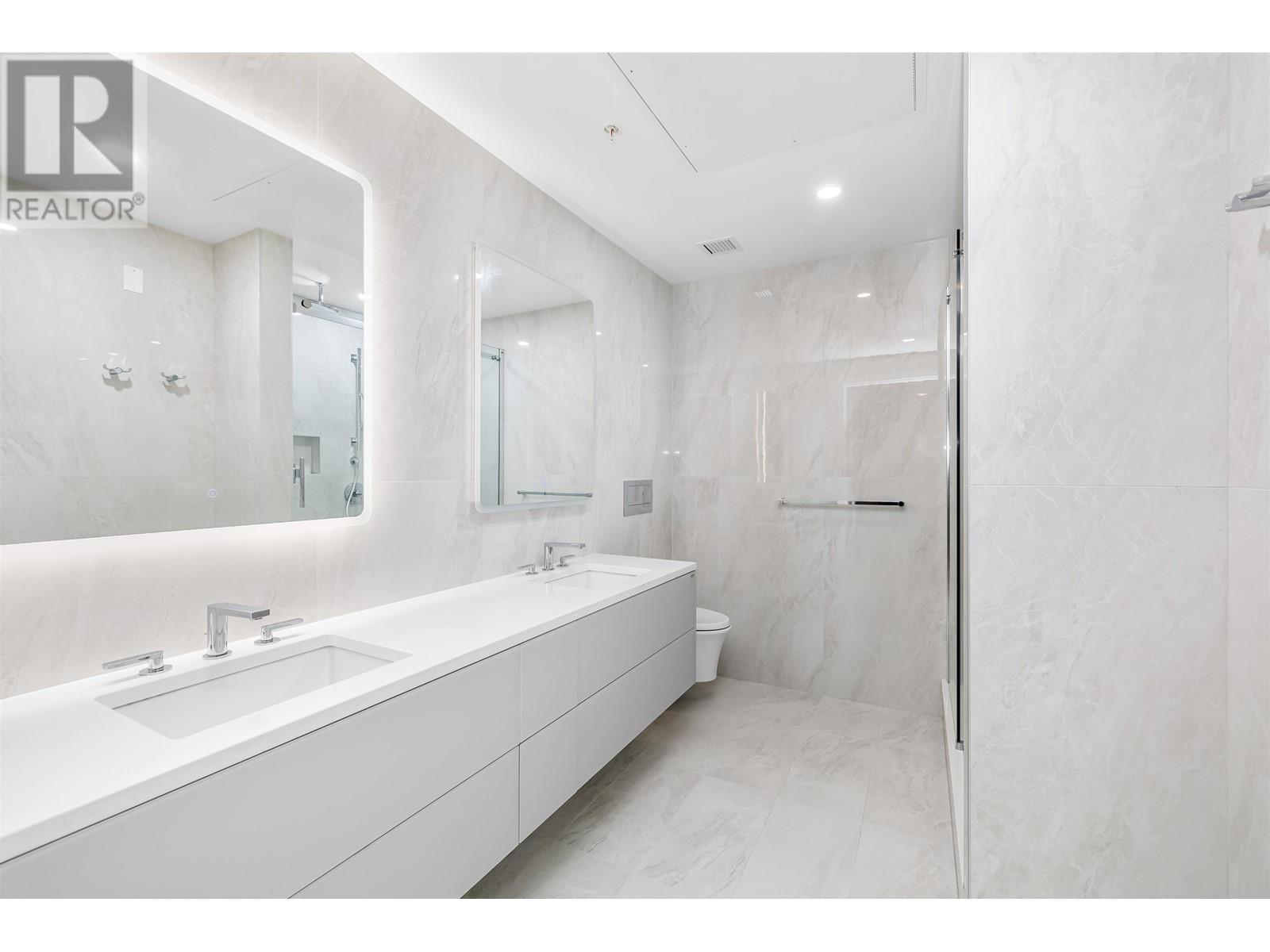204 1331 Marine Drive, West Vancouver, British Columbia  V7T 1B6 - Photo 15 - R2963211