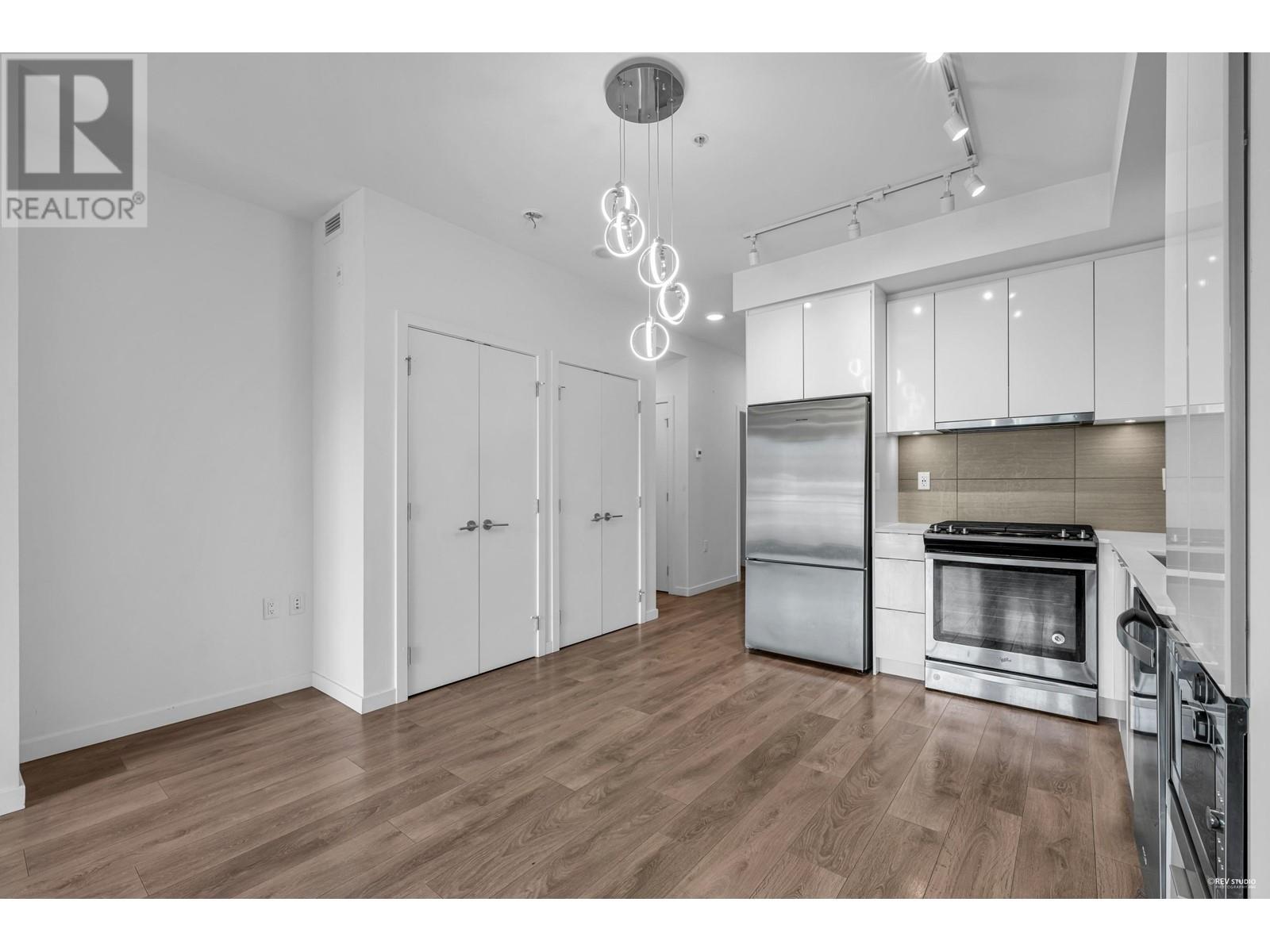 416 725 Marine Drive, North Vancouver, British Columbia  V7M 0G2 - Photo 11 - R2962656