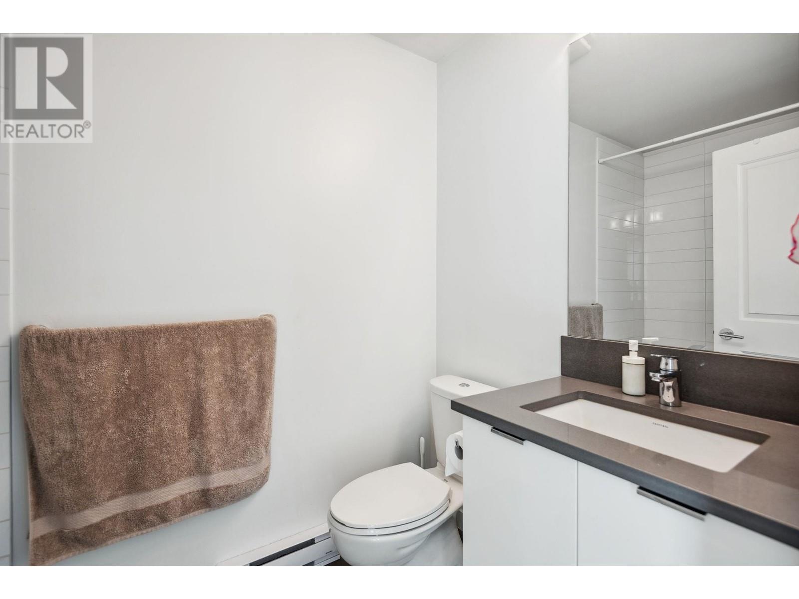 Listing Picture 14 of 20 : 8 9728 ALEXANDRA ROAD, Richmond / 烈治文 - 魯藝地產 Yvonne Lu Group - MLS Medallion Club Member
