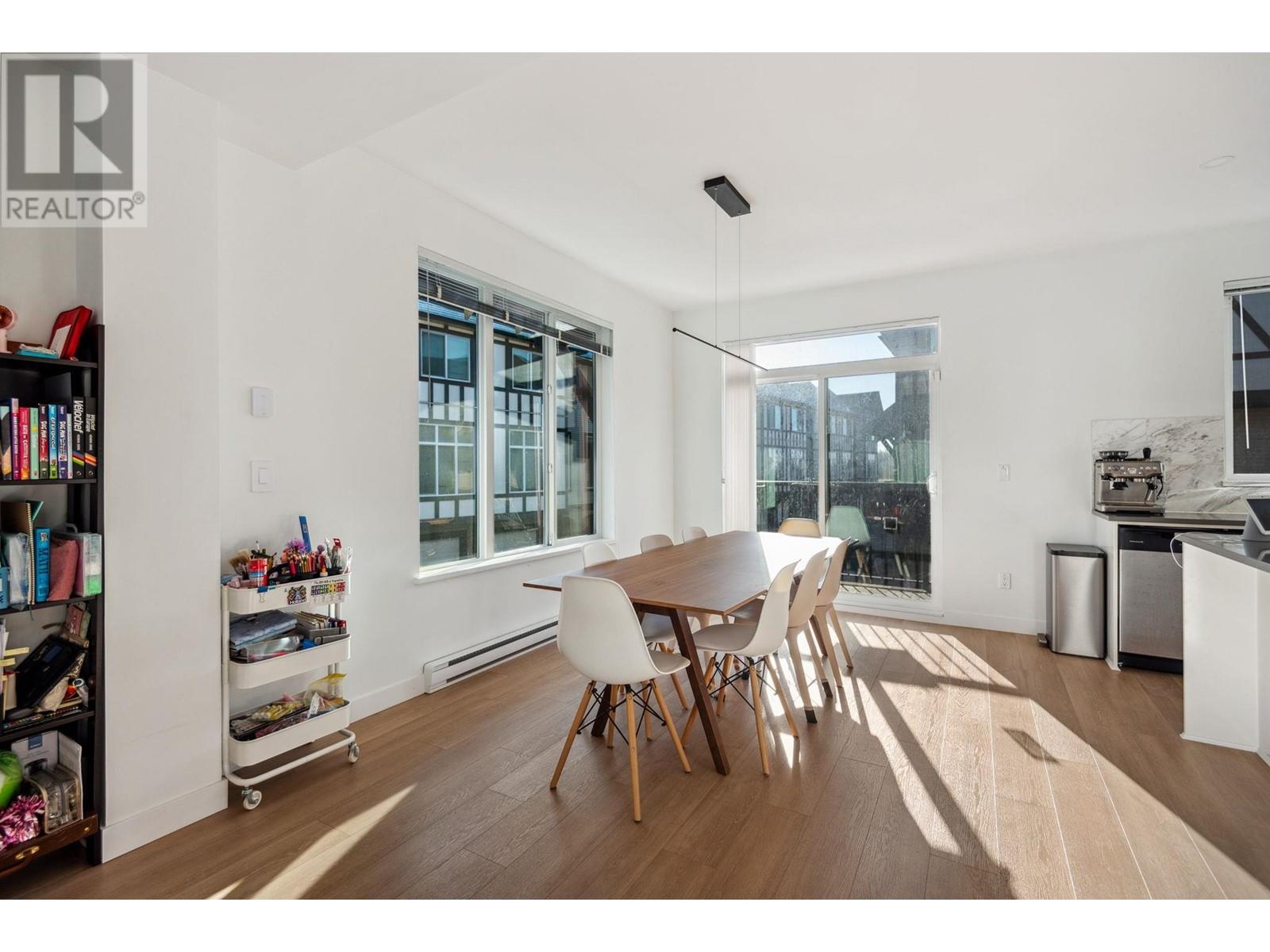 Listing Picture 6 of 20 : 8 9728 ALEXANDRA ROAD, Richmond / 烈治文 - 魯藝地產 Yvonne Lu Group - MLS Medallion Club Member