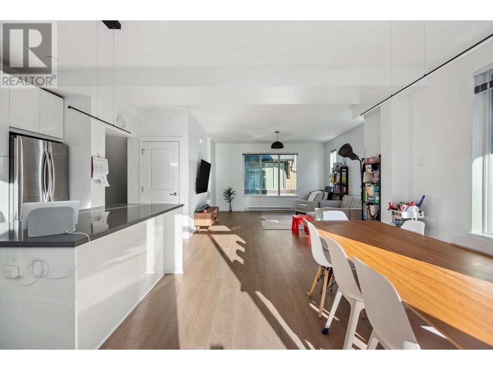 Listing Picture 9 of 20 : 8 9728 ALEXANDRA ROAD, Richmond / 烈治文 - 魯藝地產 Yvonne Lu Group - MLS Medallion Club Member