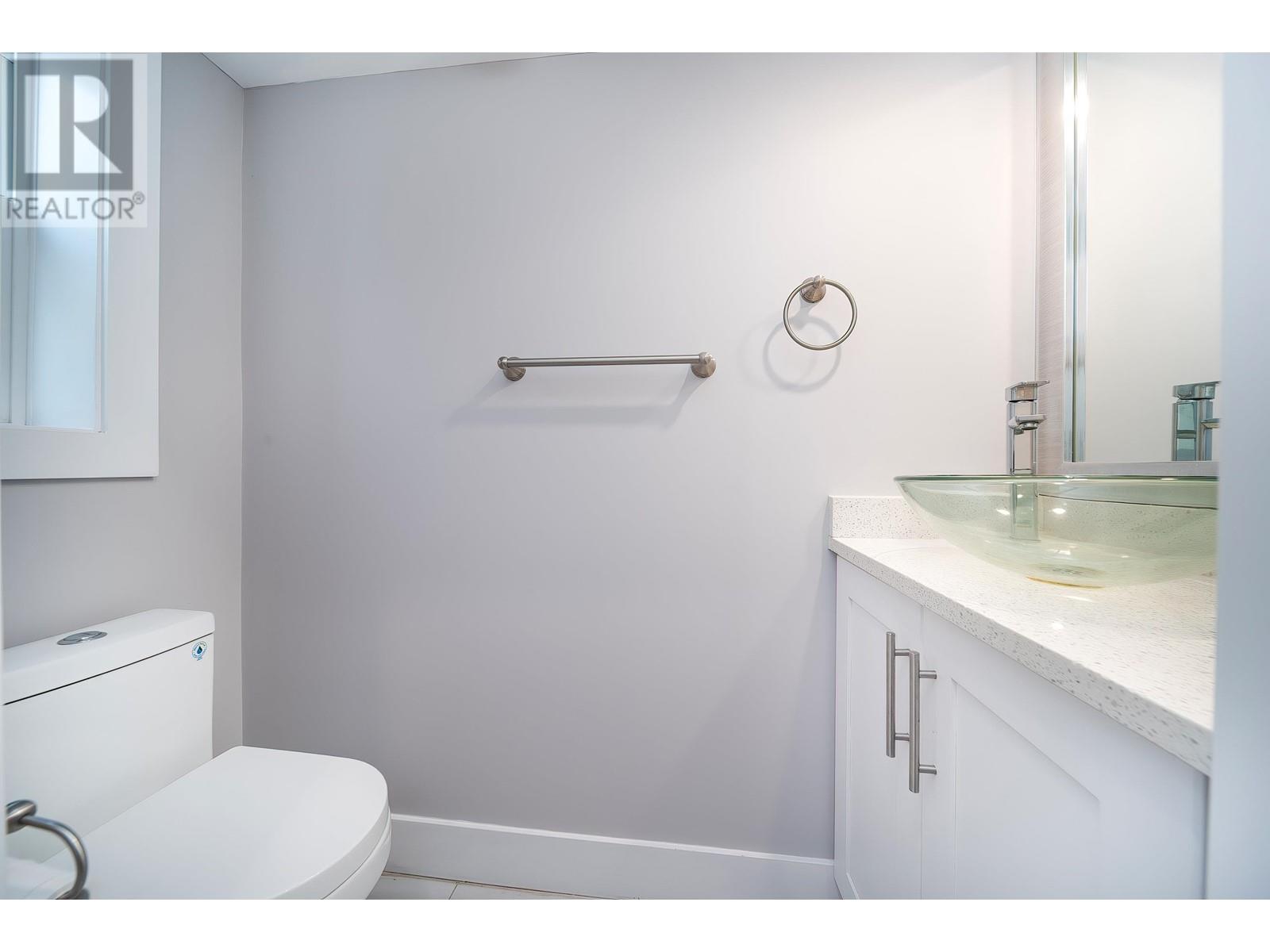 3360 Parker Street, Vancouver, British Columbia  V5K 2V9 - Photo 7 - R2963205