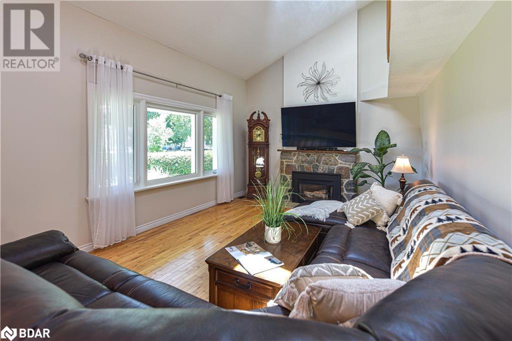 326 Crawford Street, Orillia, Ontario  L3V 1K1 - Photo 15 - 40689679