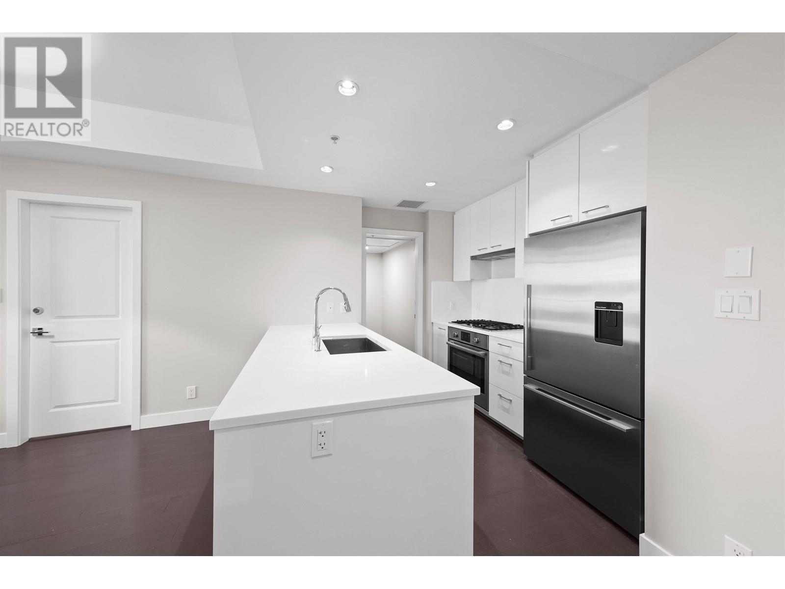 203 6383 Cambie Street, Vancouver, British Columbia  V5Z 0G7 - Photo 2 - R2963223