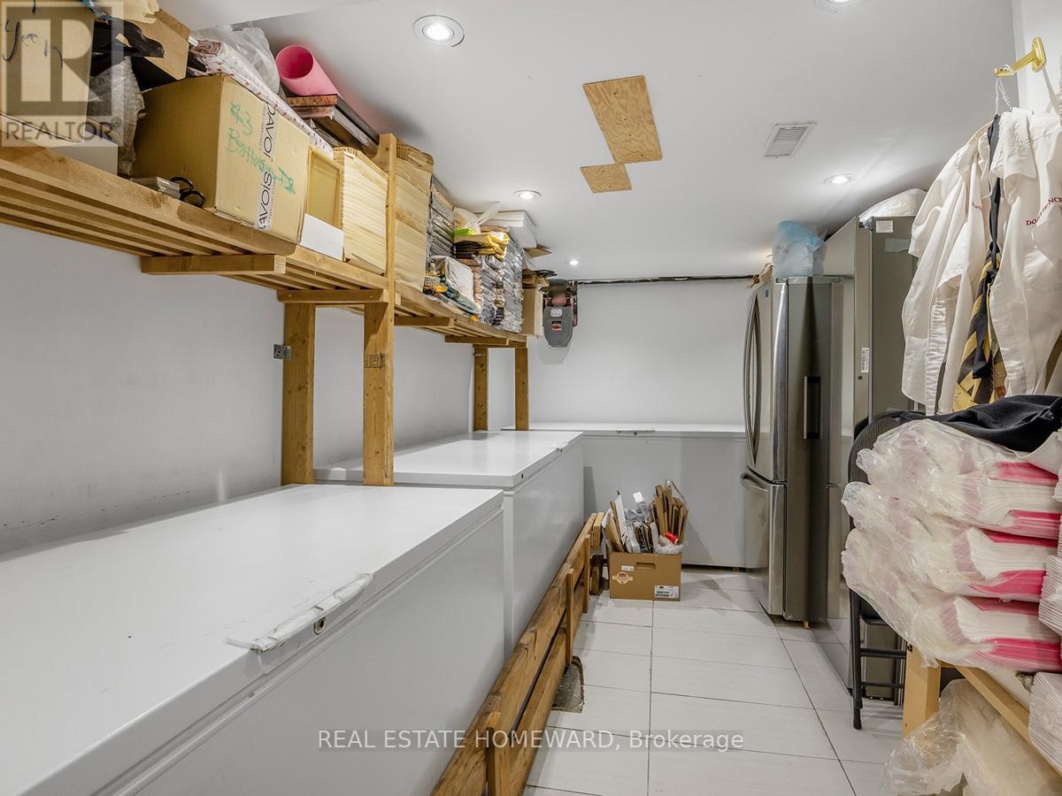 820 Danforth Avenue, Toronto (Danforth), Ontario  M4J 1L6 - Photo 13 - E11954490